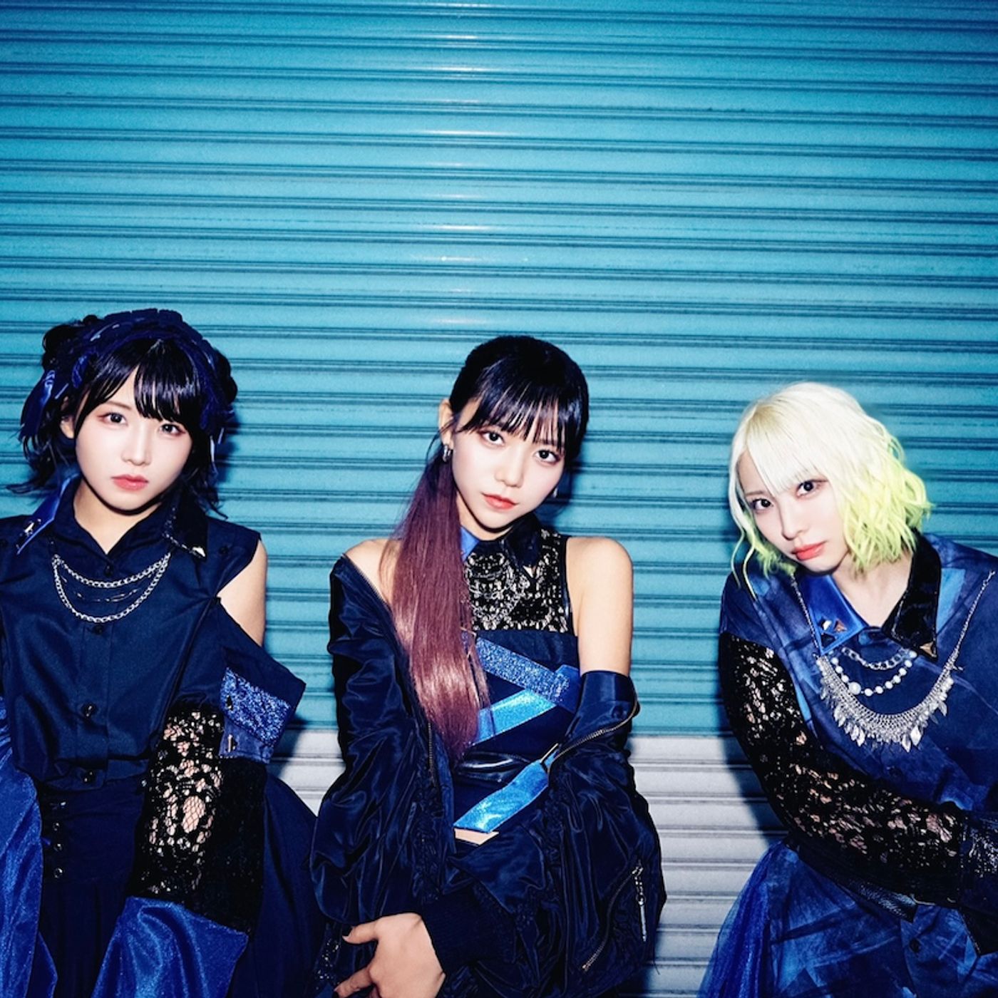ガールズロックバンド Lonesome_Blue、キングレコードより再デビュー　フルアルバムリリースも episode artwork