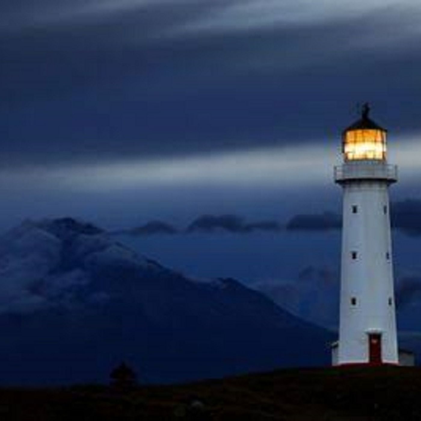 Permanecendo Firme Através da Tempestade cover art