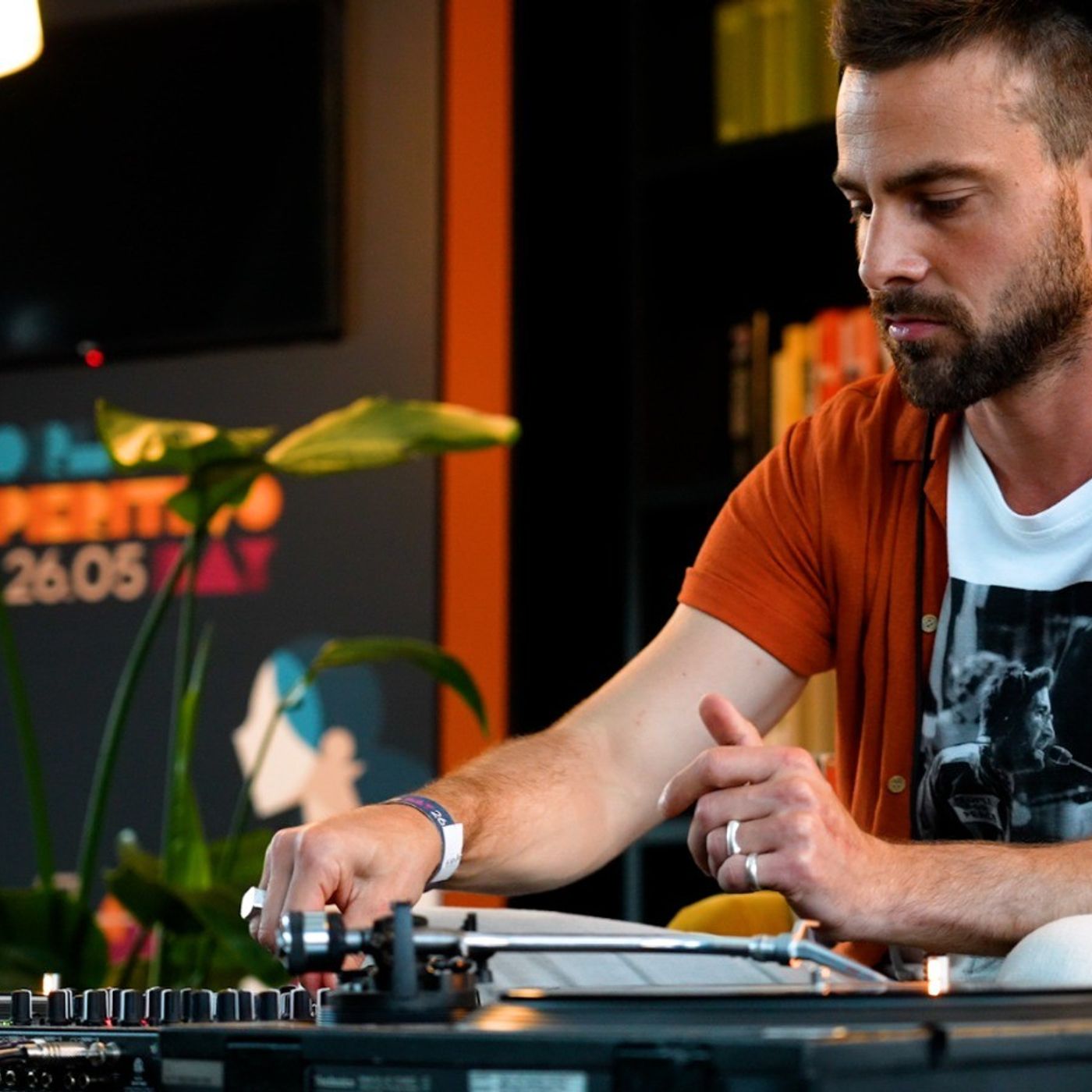 Federico Gordini: «Il trend dell'estate sarà gin tonic con la bufala» episode artwork