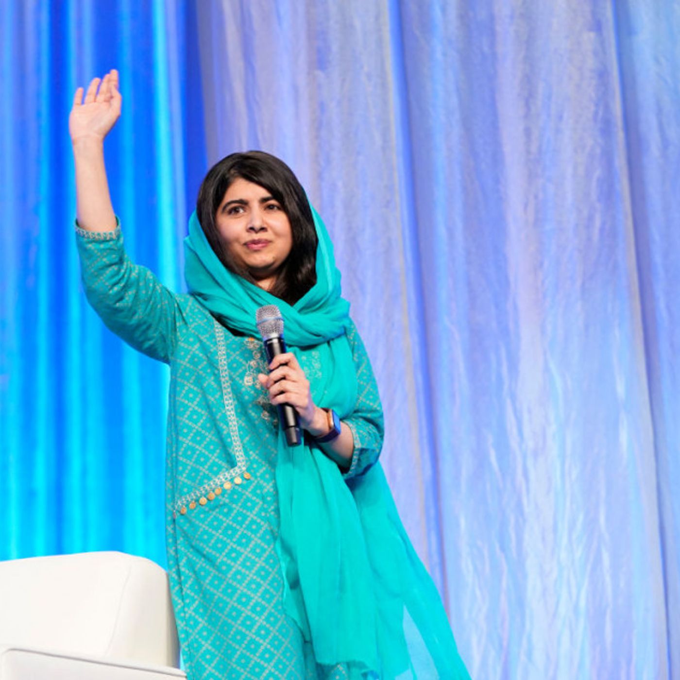 Malala Yousafzai: biografia e storia della giovane che ha sfidato i talebani episode artwork