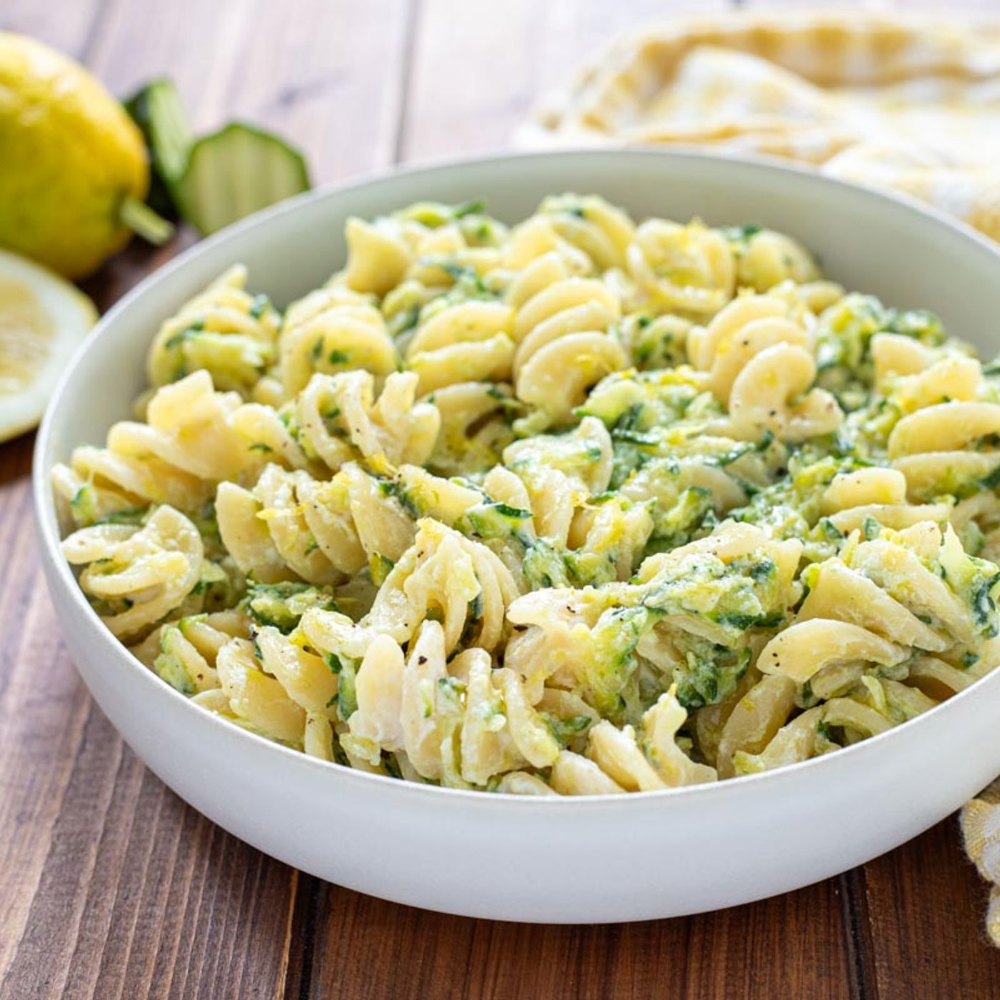 Pasta con crema di zucchine, ricotta e limone episode artwork