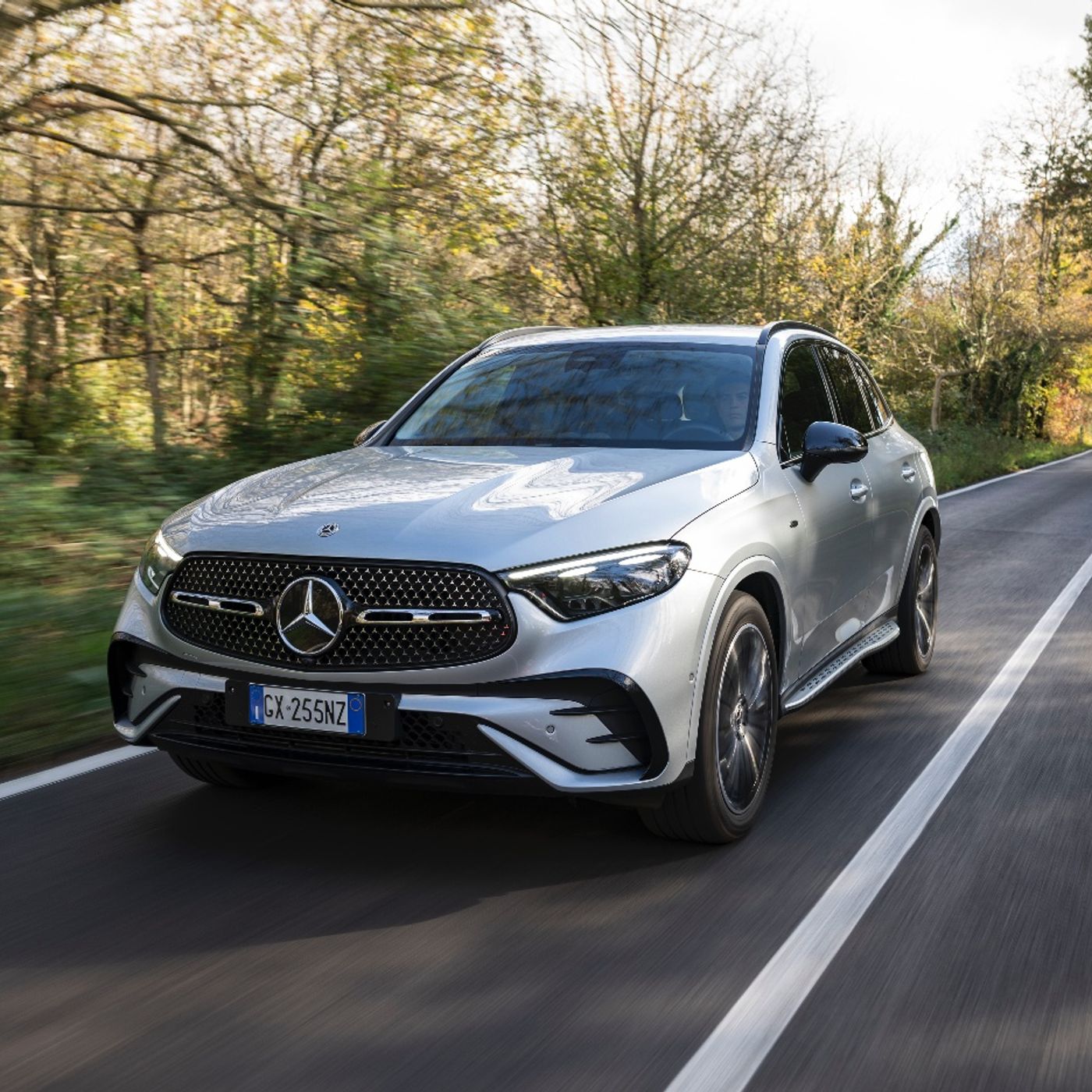 Mercedes-Benz GLC - 100.000 unità vendute e 10.000 € di vantaggi episode artwork