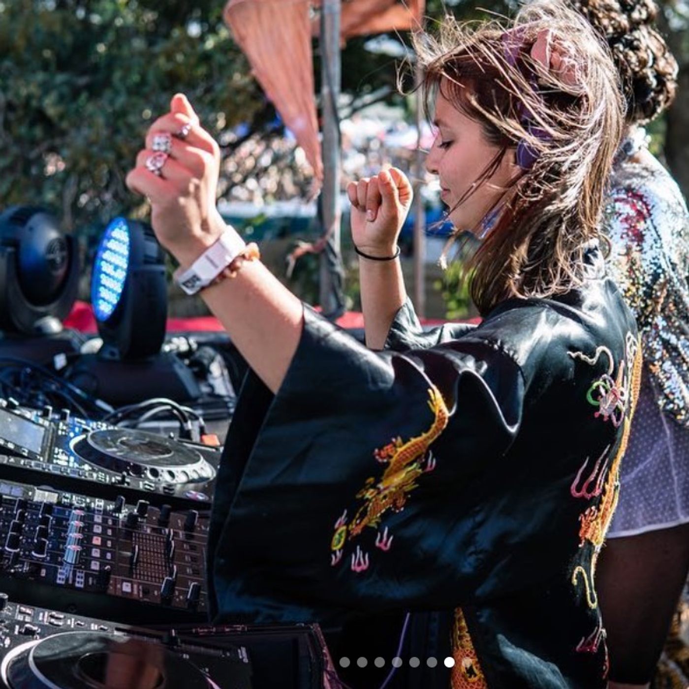SN 6 Ep222 - Music Producer | DJ | Entrepreneur - Mackenzie Fell aka Felly Fell" episode artwork