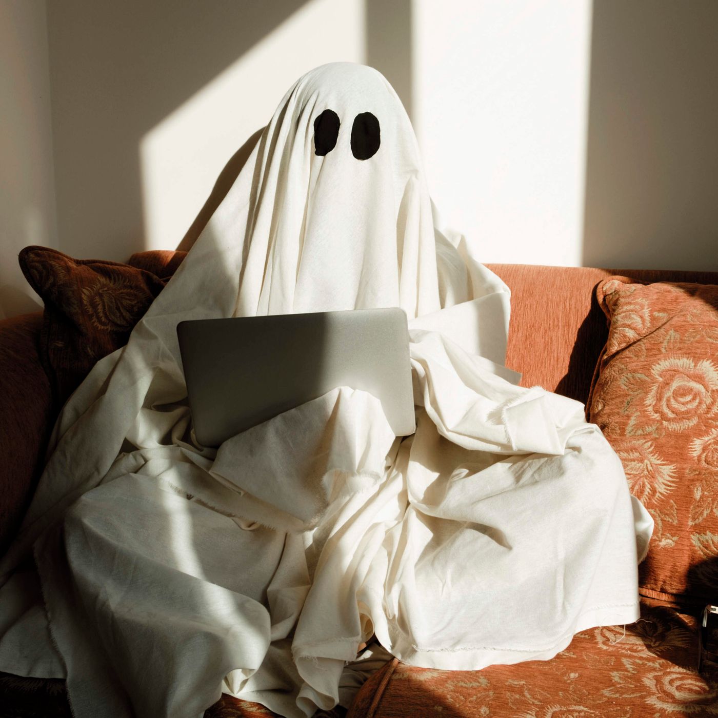 Can't decide on a Halloween costume? These 5 questions can help episode artwork