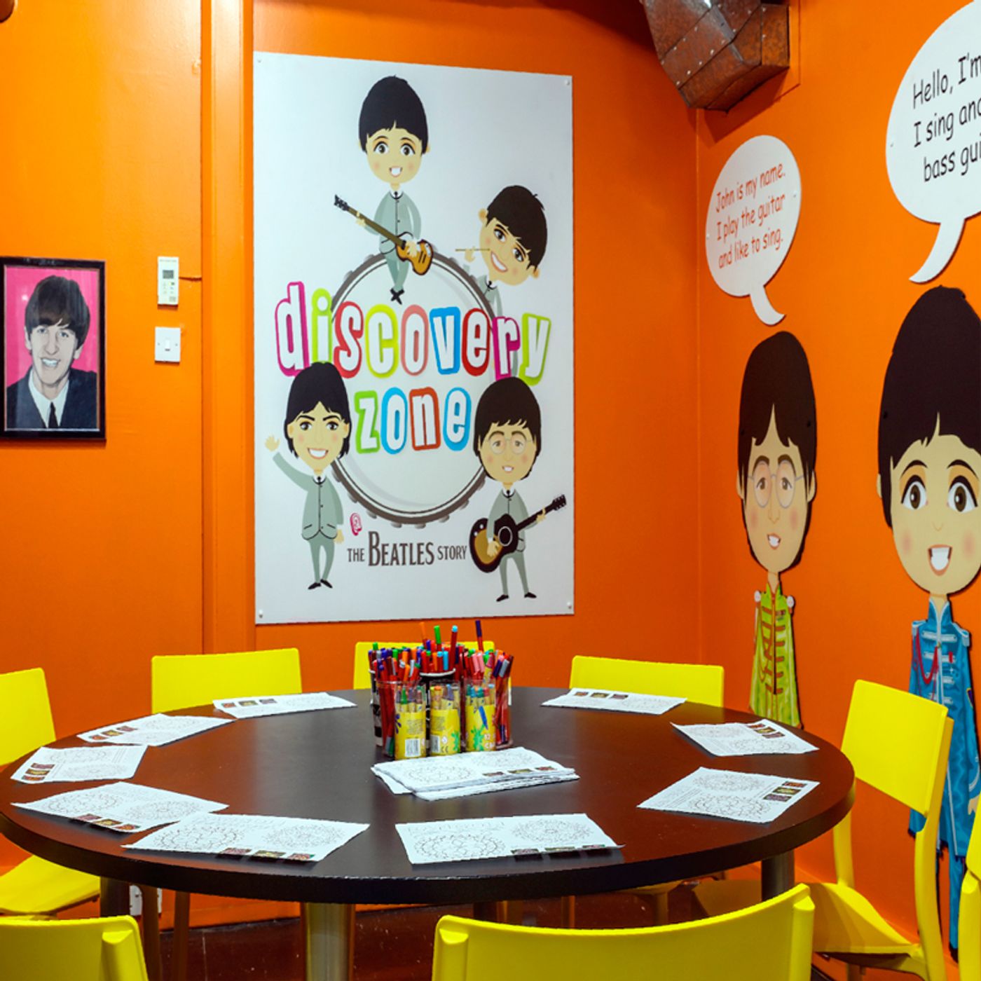 El Club de los Beatles: La zona infantil de "The Beatle Story" episode artwork