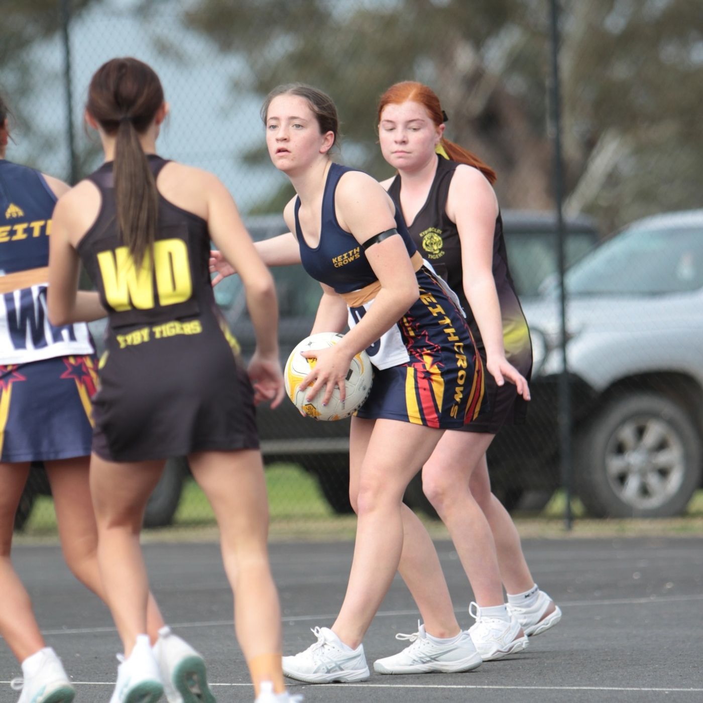 Sally Bywater reviews another slate of close games in an increasingly close KNT Netball league. episode artwork