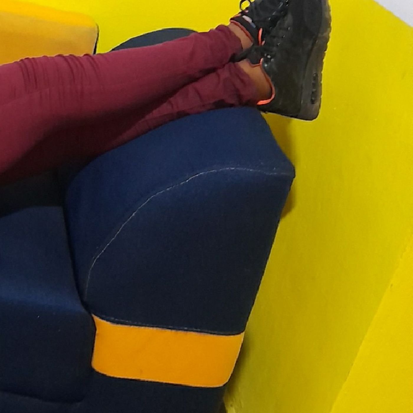 Are you awake at 4 am Are you awake at 4 am