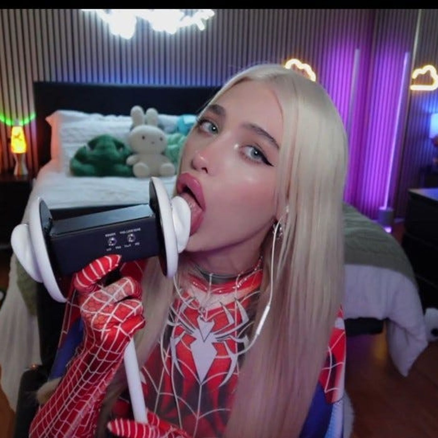 ASMR is becoming onlyfans