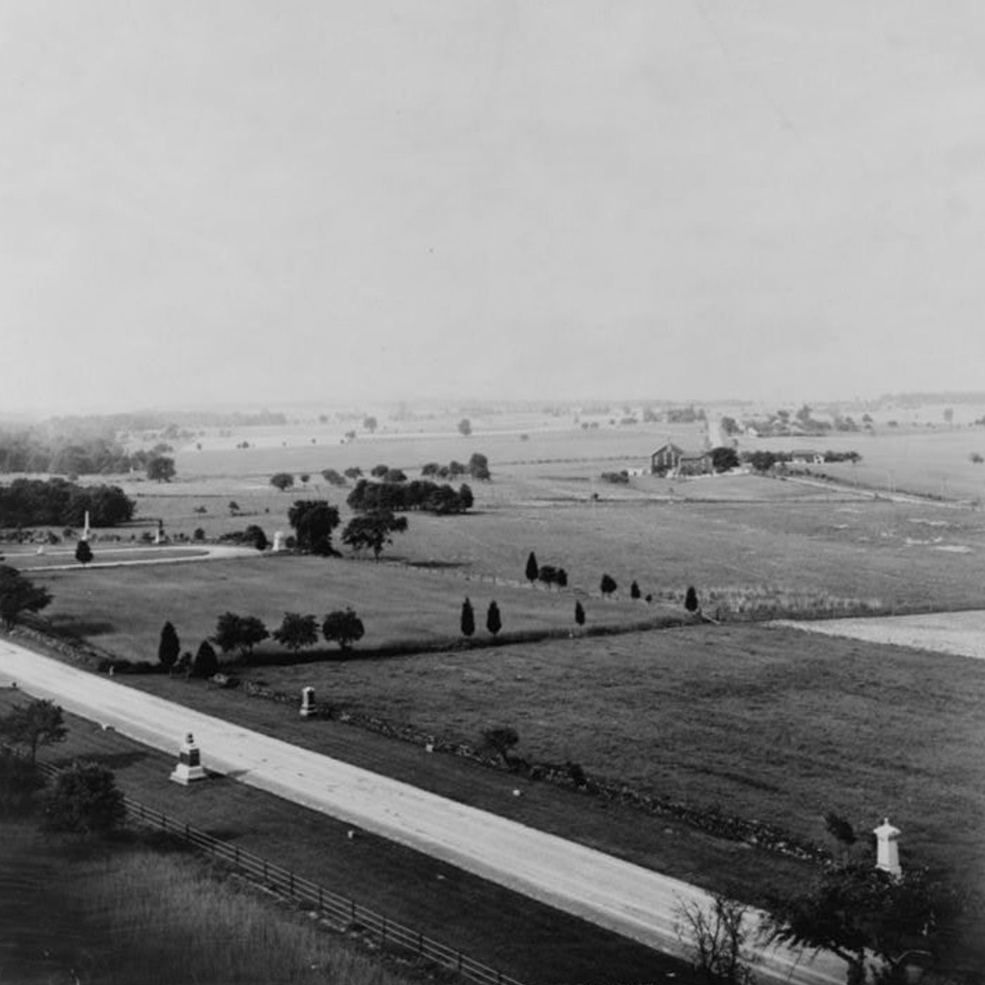 S8 Ep1083: Colonel Jeff McCausland discusses John Buford's arrival at Gettysburg, identifying key terrain like Cemetery Hill. Buford sent ur