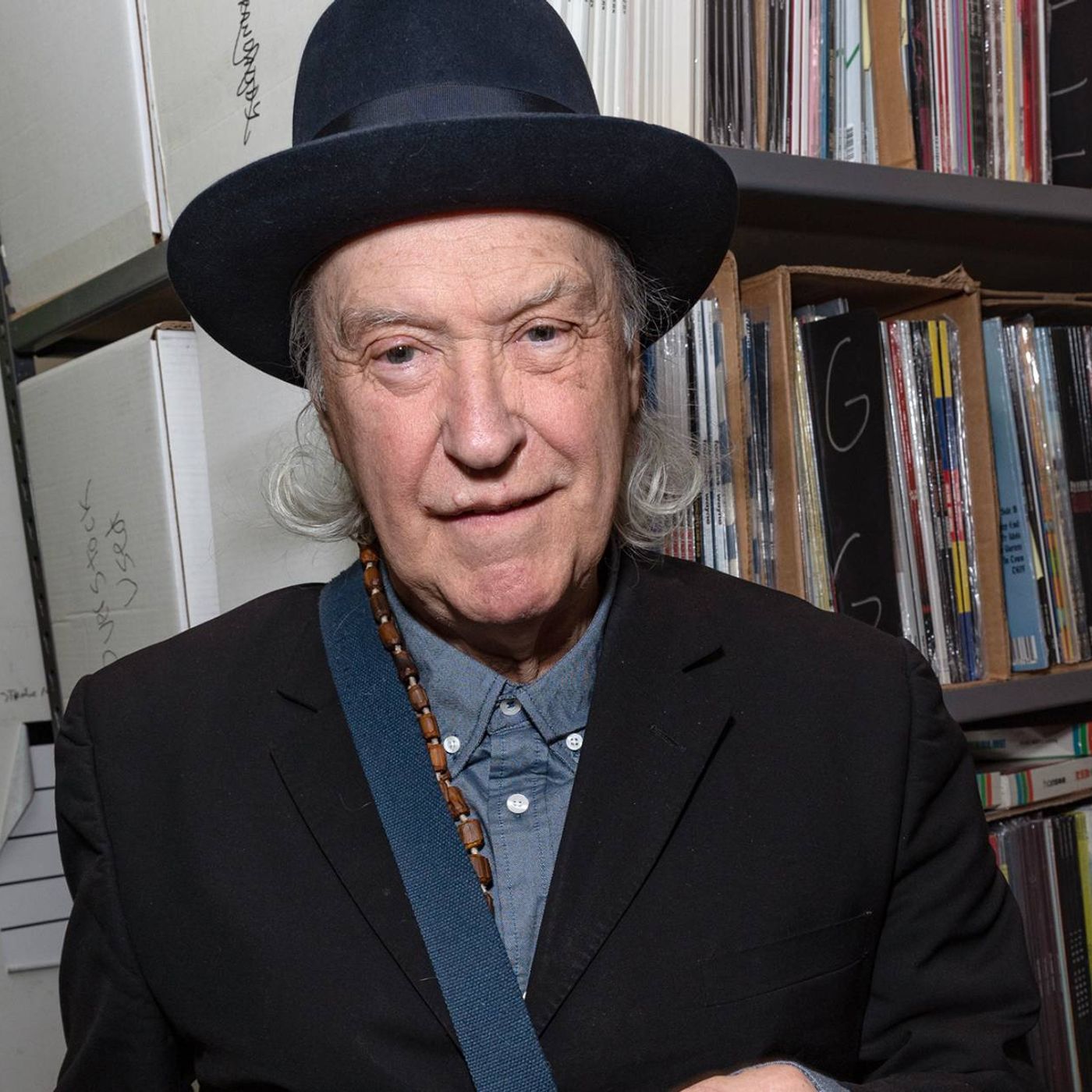 Dave Davies reignites The Kinks’ feud with The Beatles: “George Harrison was the only one I really liked”
