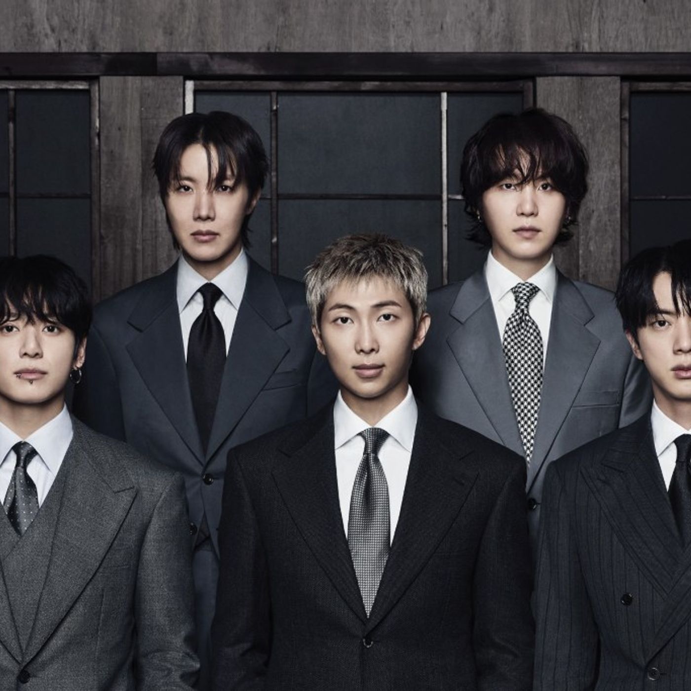 BTS’ ‘ARIRANG’ Surges on Charts After New Vinyl Drop