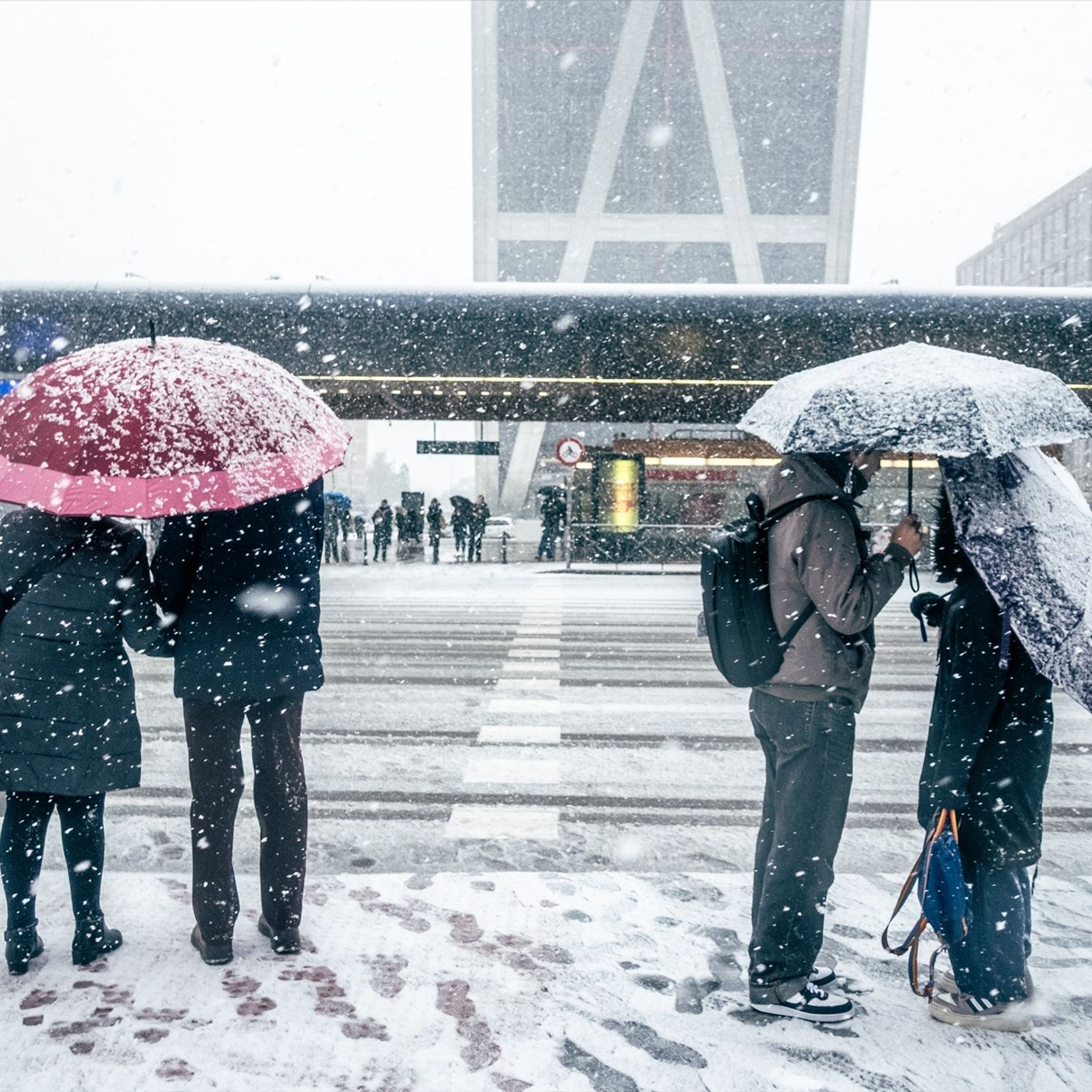 Las noticias de Herrero: Borrasca Kristin: se elevan a 150 las vías afectadas por el temporal