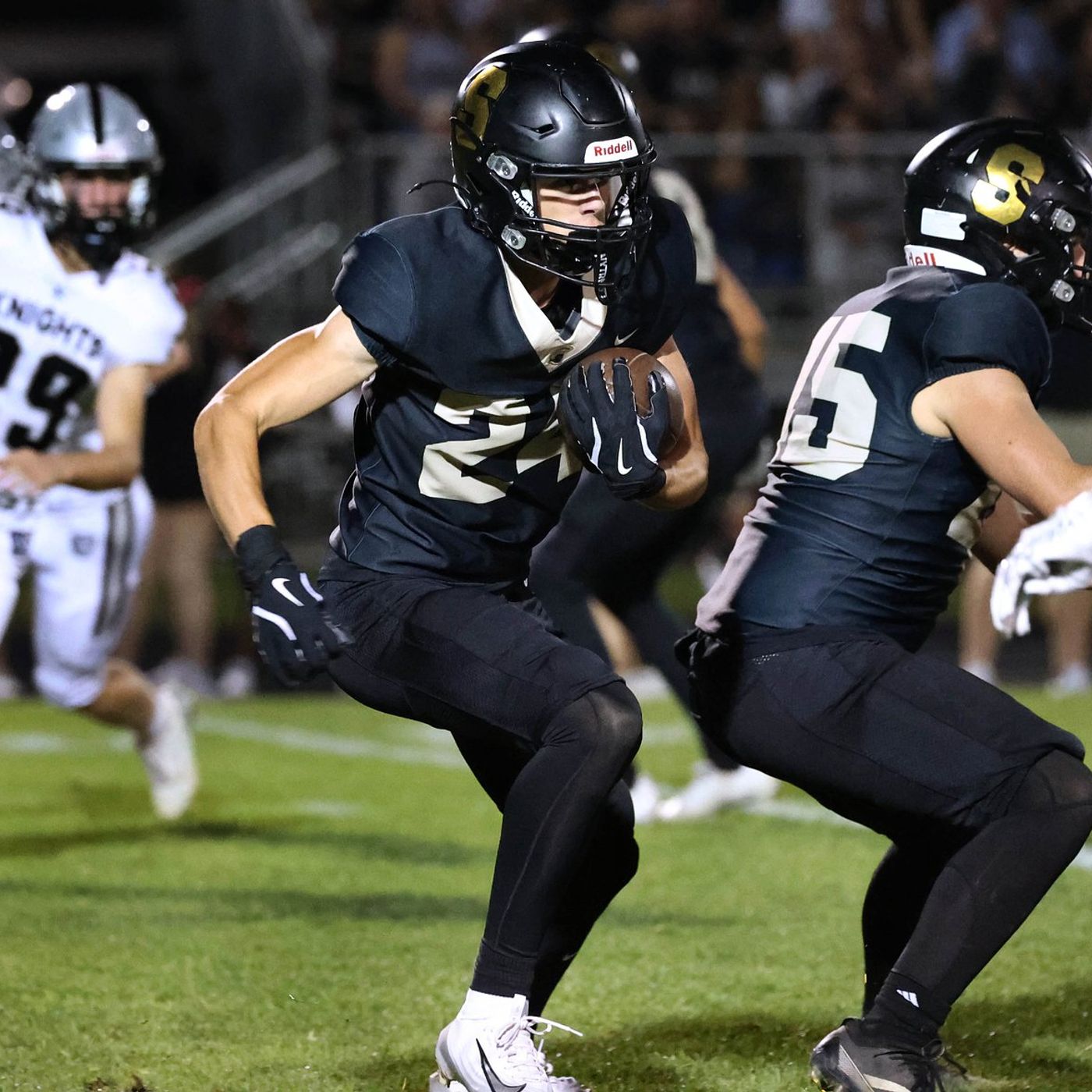 2025 IHSA football playoff pairings: First-round information for Daily Chronicle area teams episode artwork