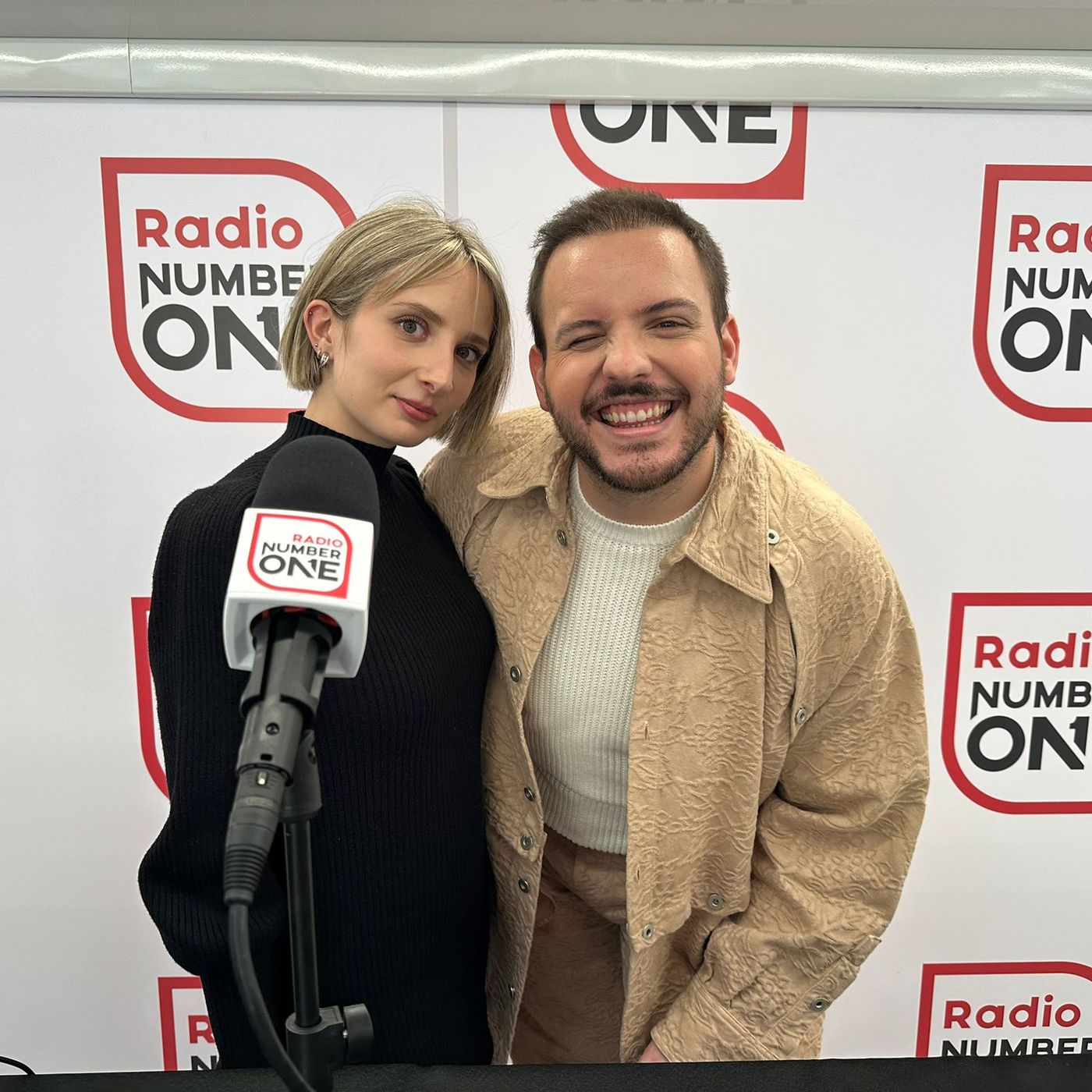Sanremo 2024, Revee «Prima dei social sono stato un cantante» episode artwork