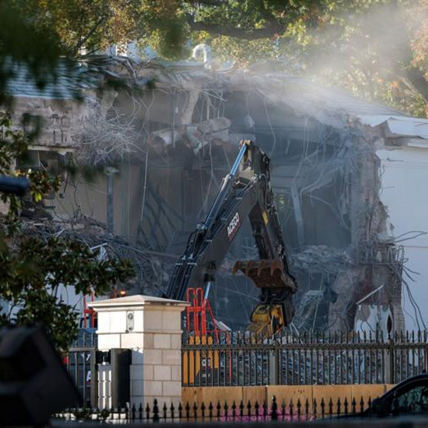 Trump FUMES after court blocks ballroom construction episode artwork