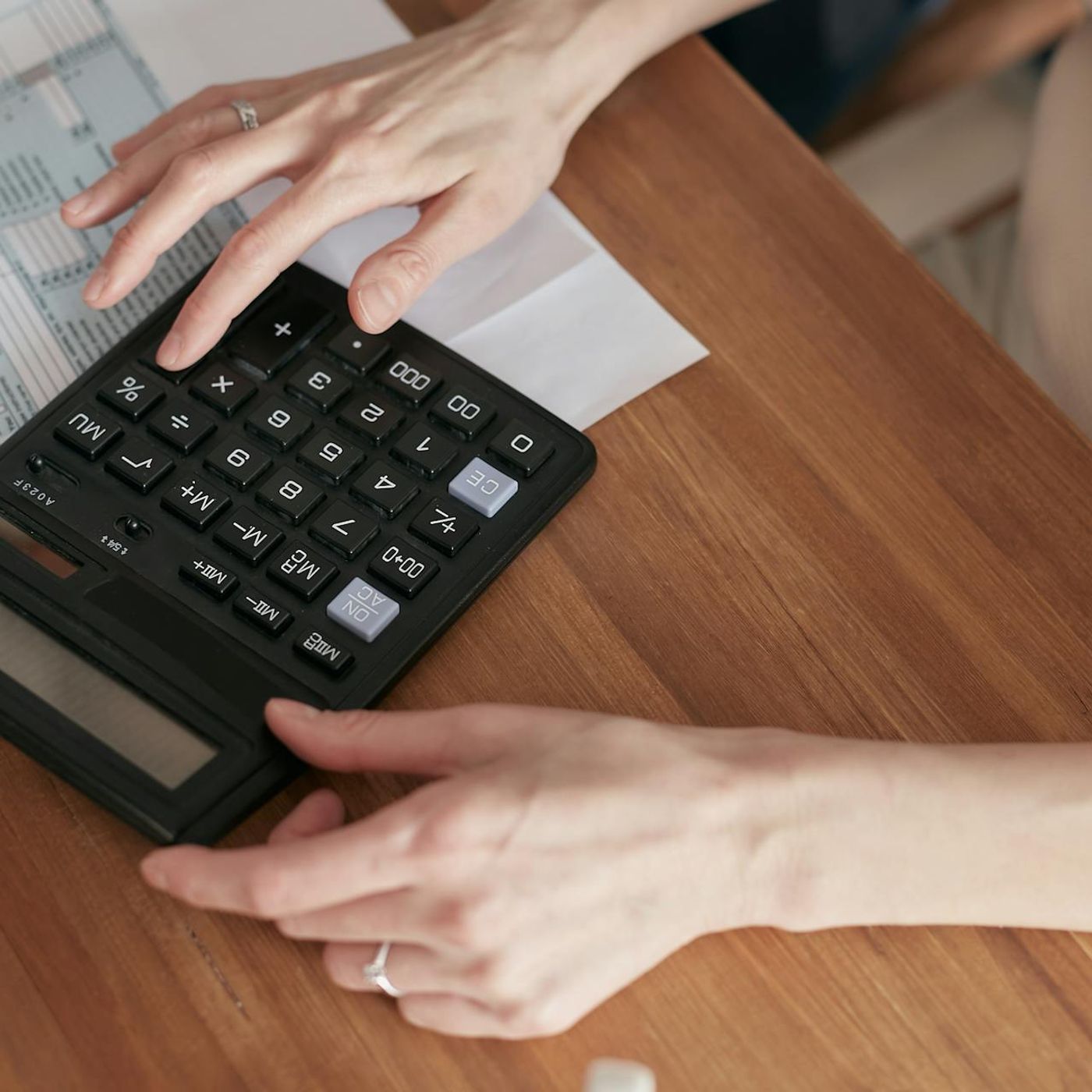 La banca impulsa la educación digital y financiera con más de 600 contenidos formativos episode artwork
