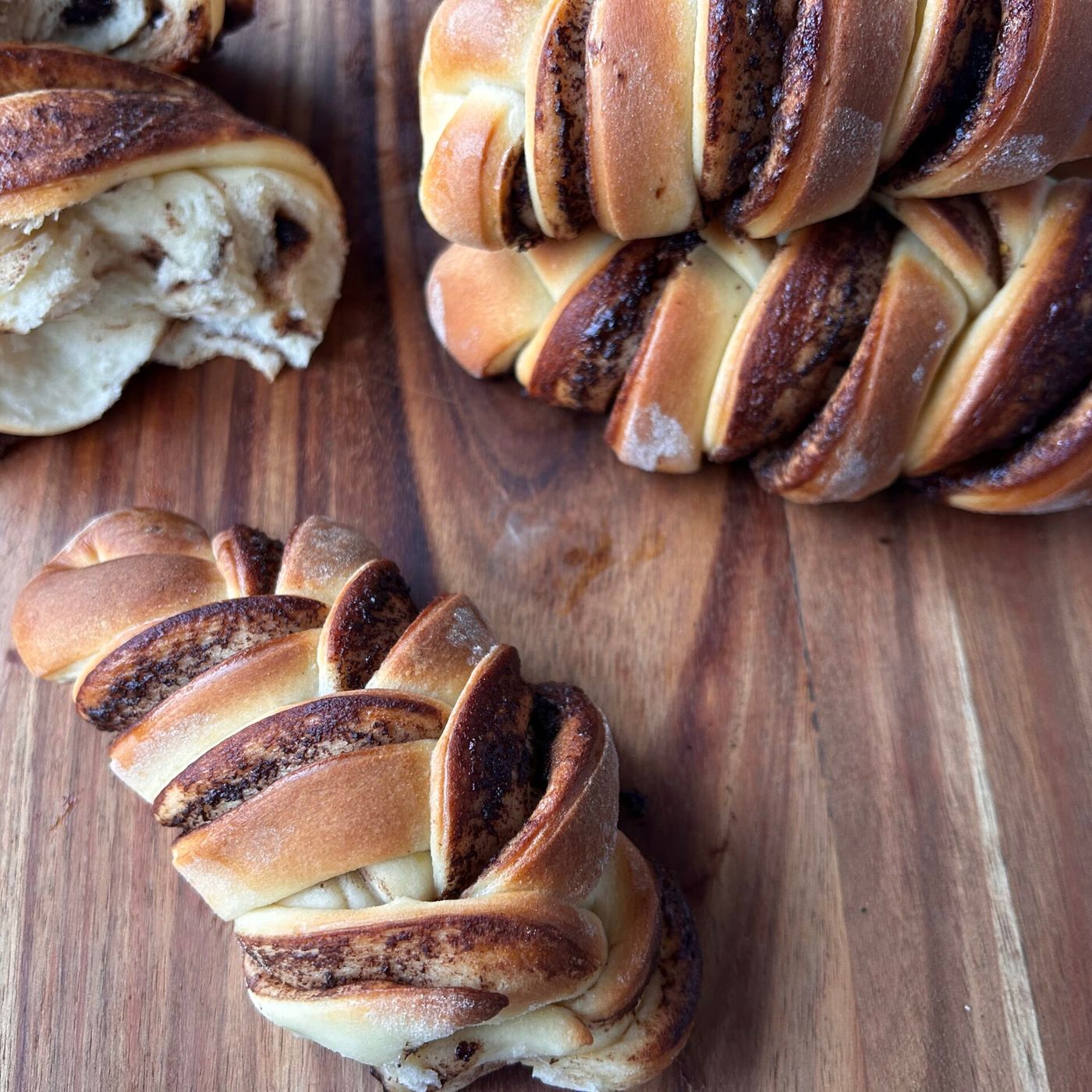 Brioche intrecciate sullo stecco con lievito madre episode artwork