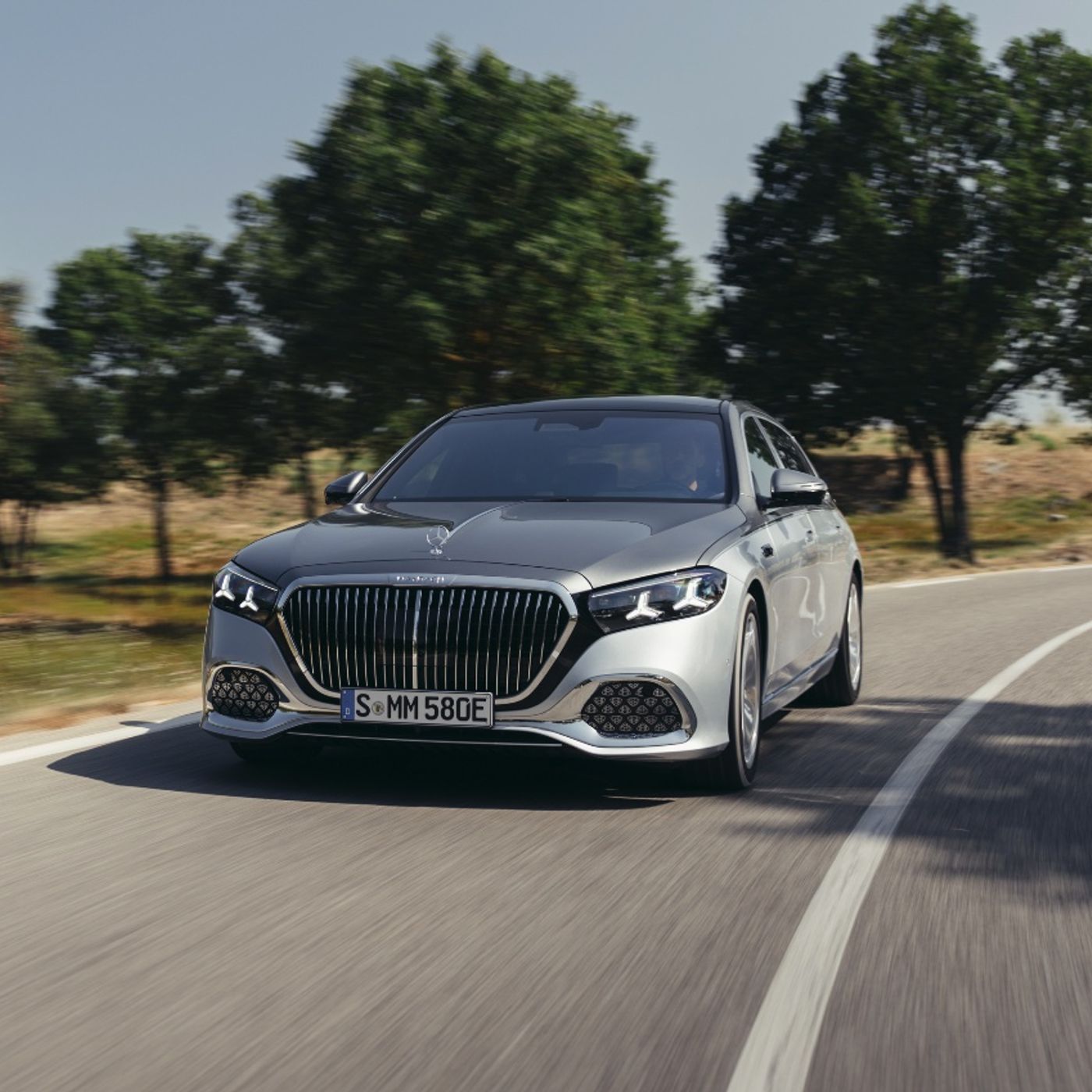 Mercedes-Maybach S-Class 2026 - Il lusso si rinnova tra tecnologia, artigianalità e comfort assoluto episode artwork