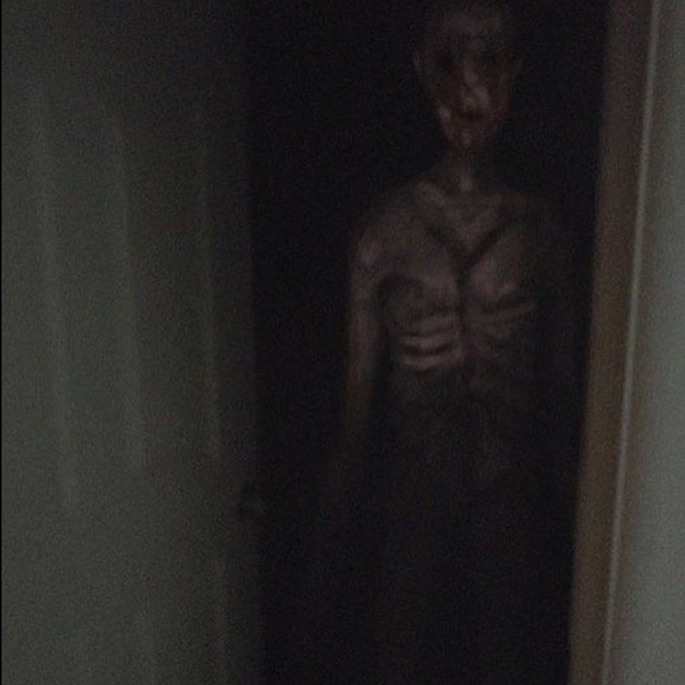 Historias de Miedo Octubre 16 de 2023 LA JALARON LA MANO