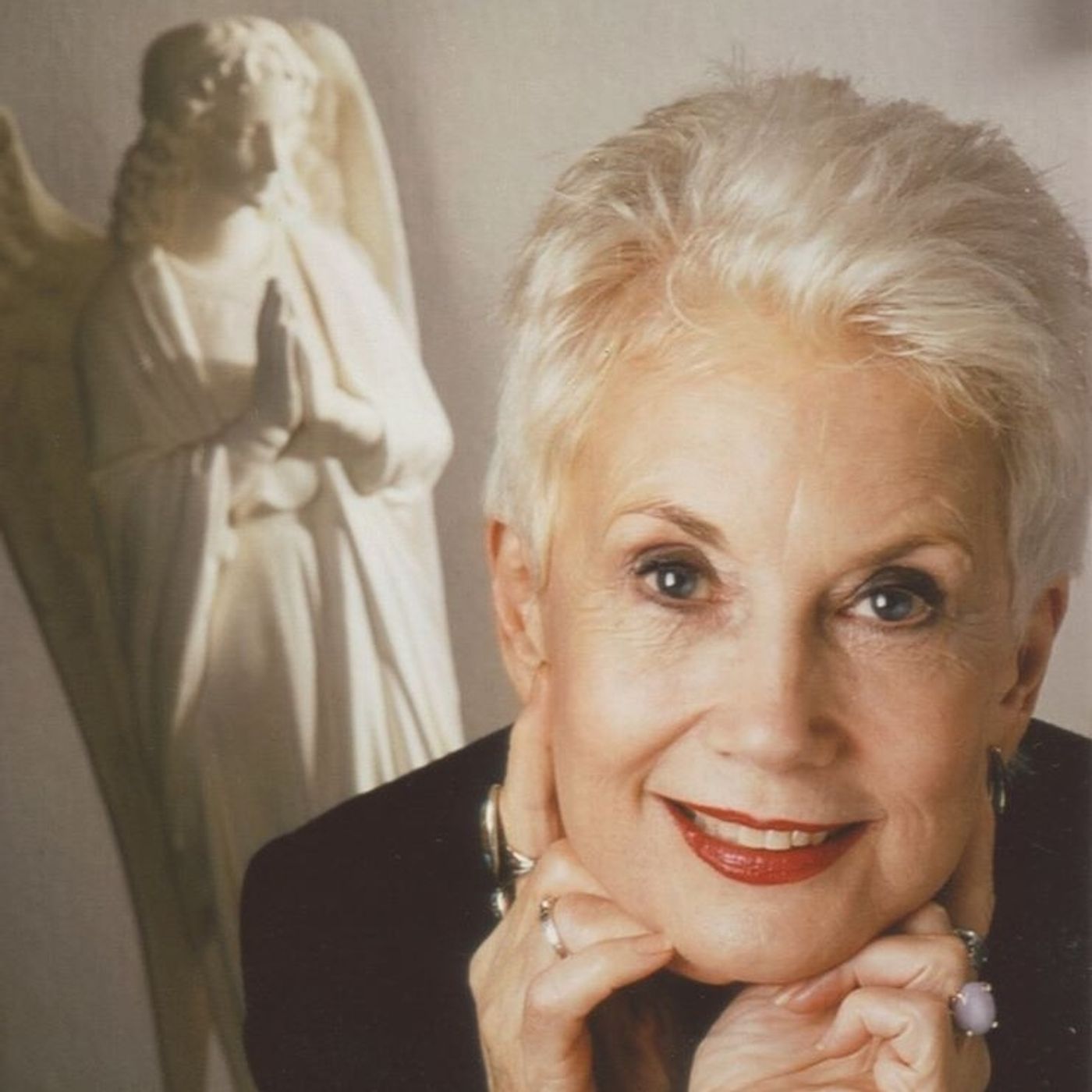 Rob McConnell Interviews - SHIRLEE HALL - Visionary, Healer, Author, Teacher