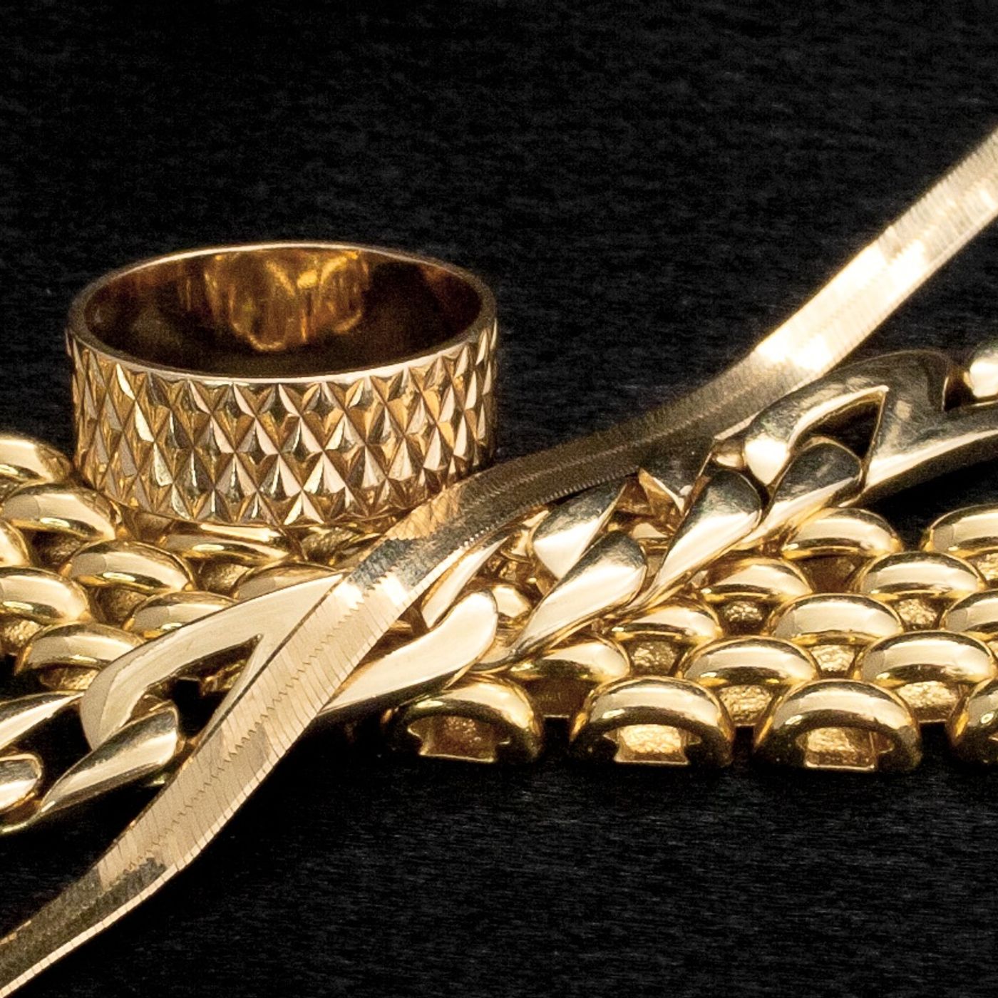Are We Required to Pay Zakaat on Personal Jewelry? episode artwork