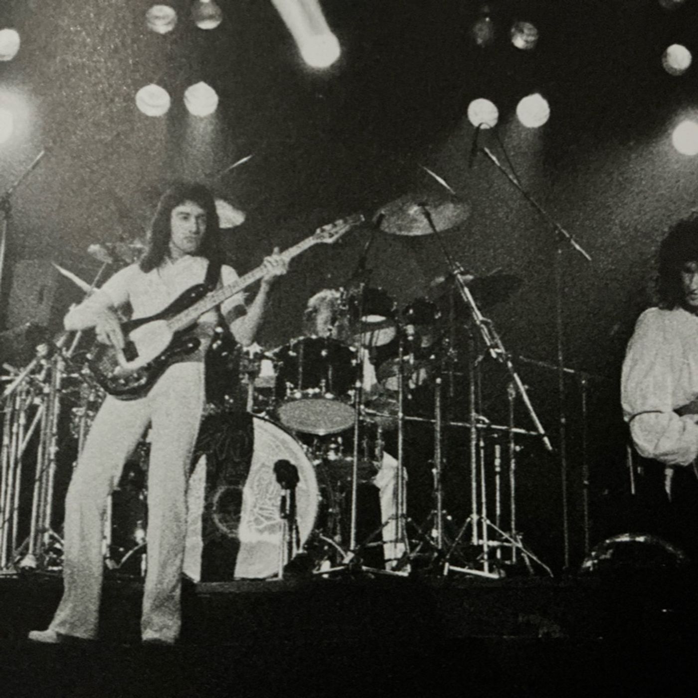 Portada de Queen: Champions of the World