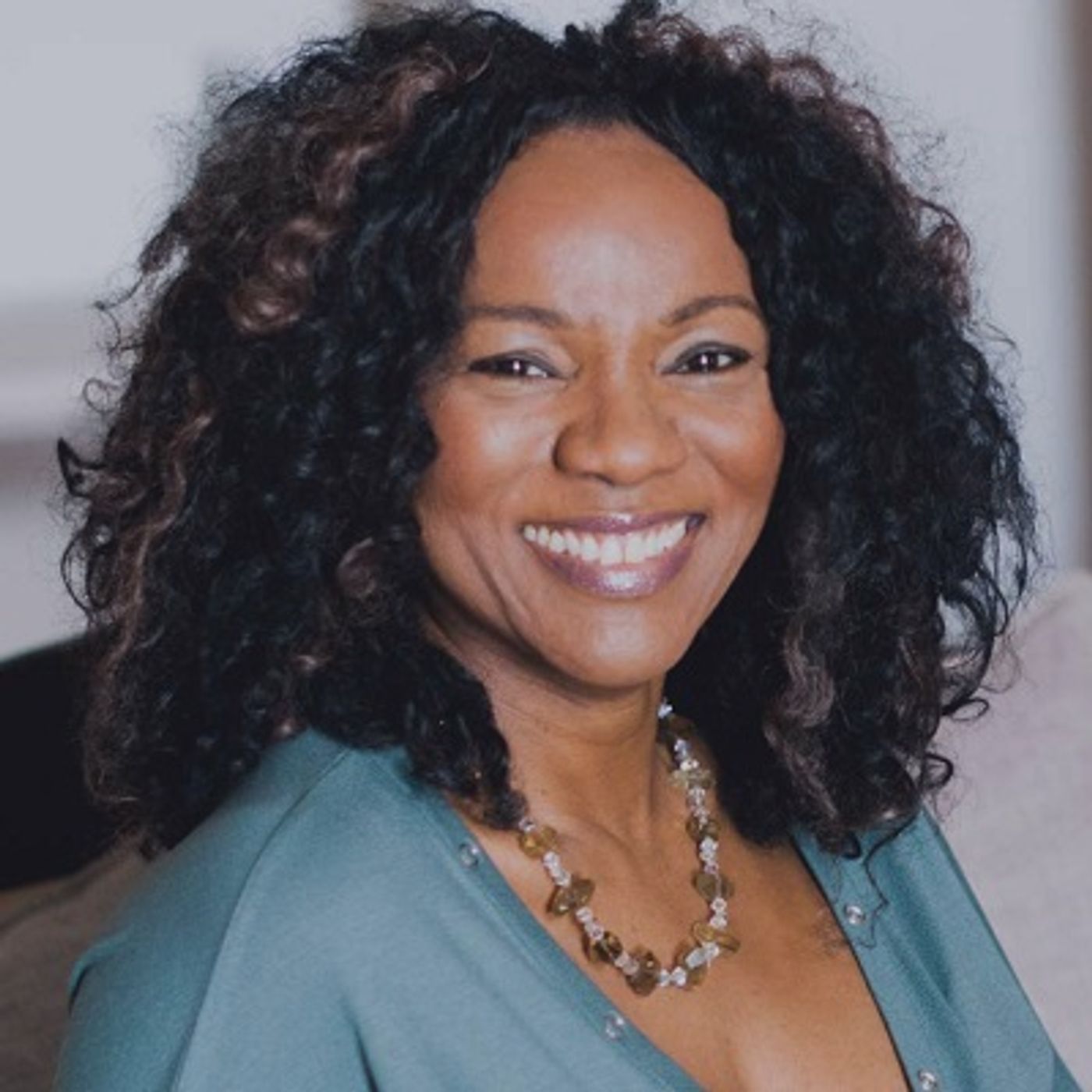 Ep 040: Bunmi Aboaba - The Sober Advantage Ep 040: Bunmi Aboaba - The Sober Advantage