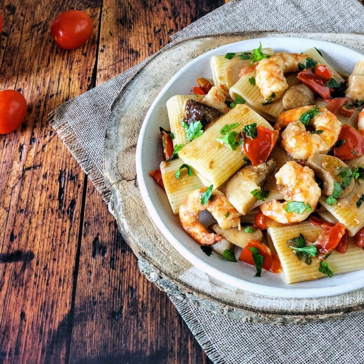 Paccheri con mazzancolle e porcini: un incontro irresistibile tra mare e bosco episode artwork