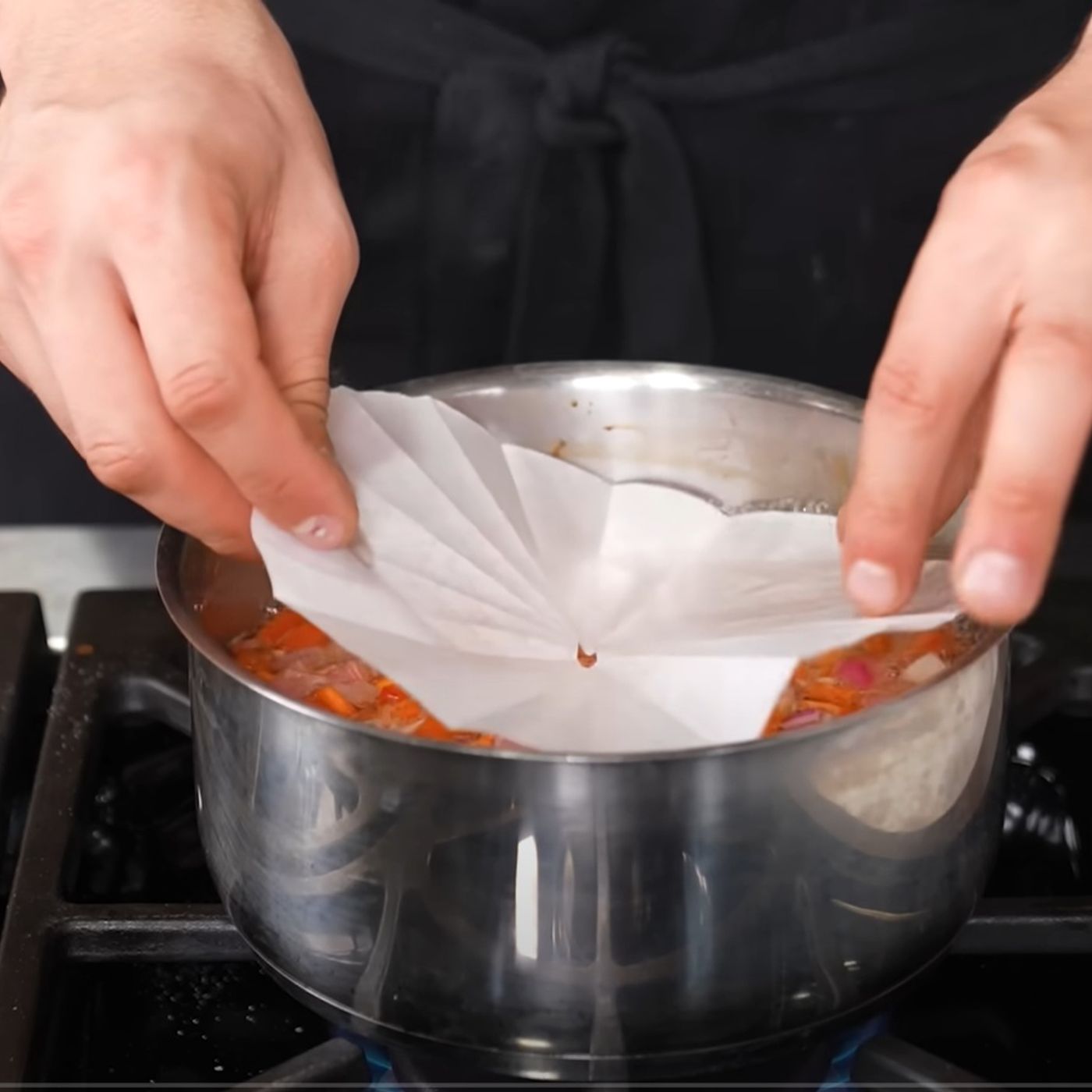 A well-known Chef's 100 famous cooking hacks_042125