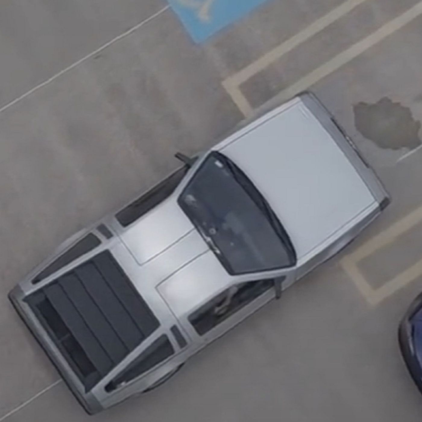 So, my Delorean DMC-12 broke down while filming with the 8-Bit Guy...what happened? (@~23:47)