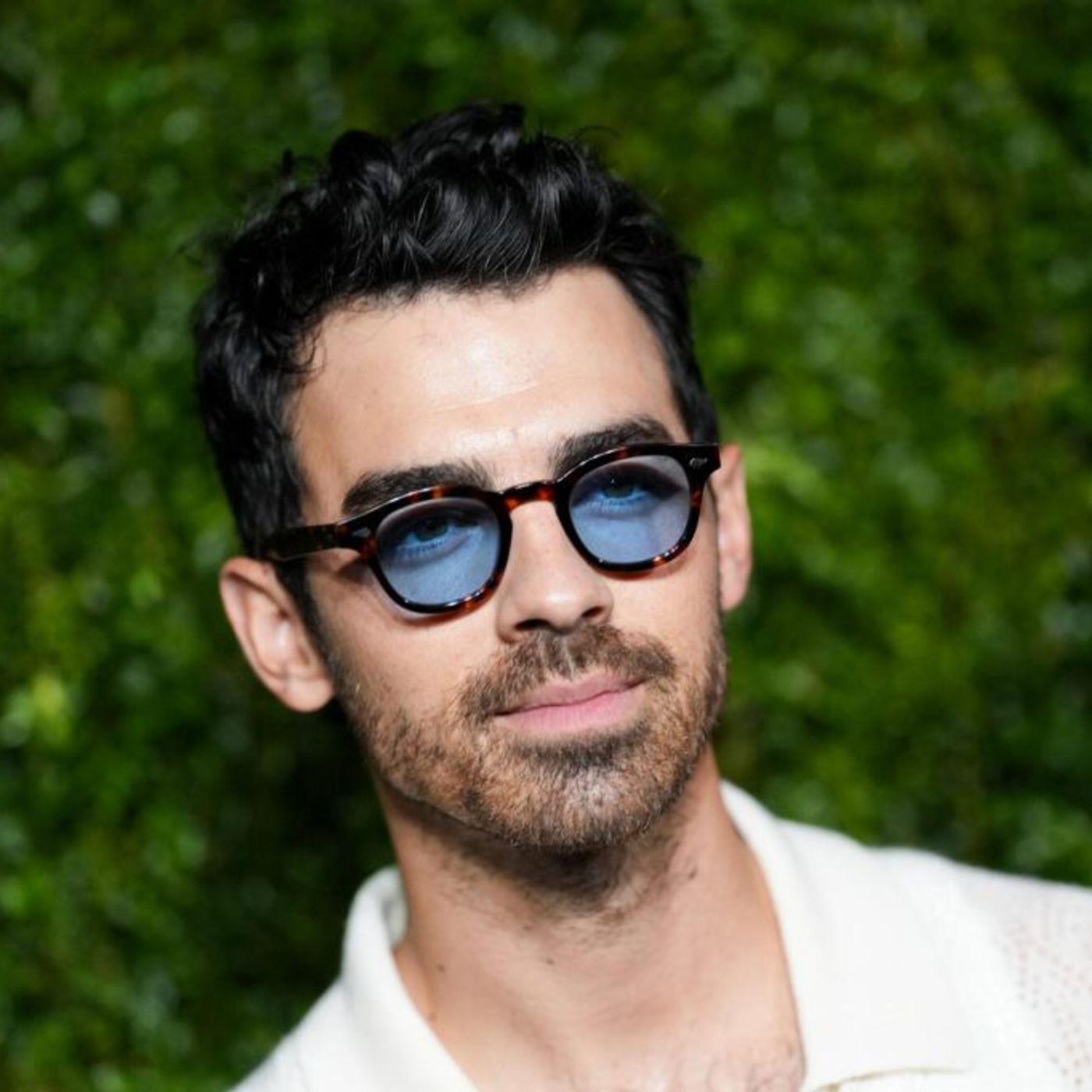 Joe Jonas Says He Sought Therapy After His Solo Album Underperformed
