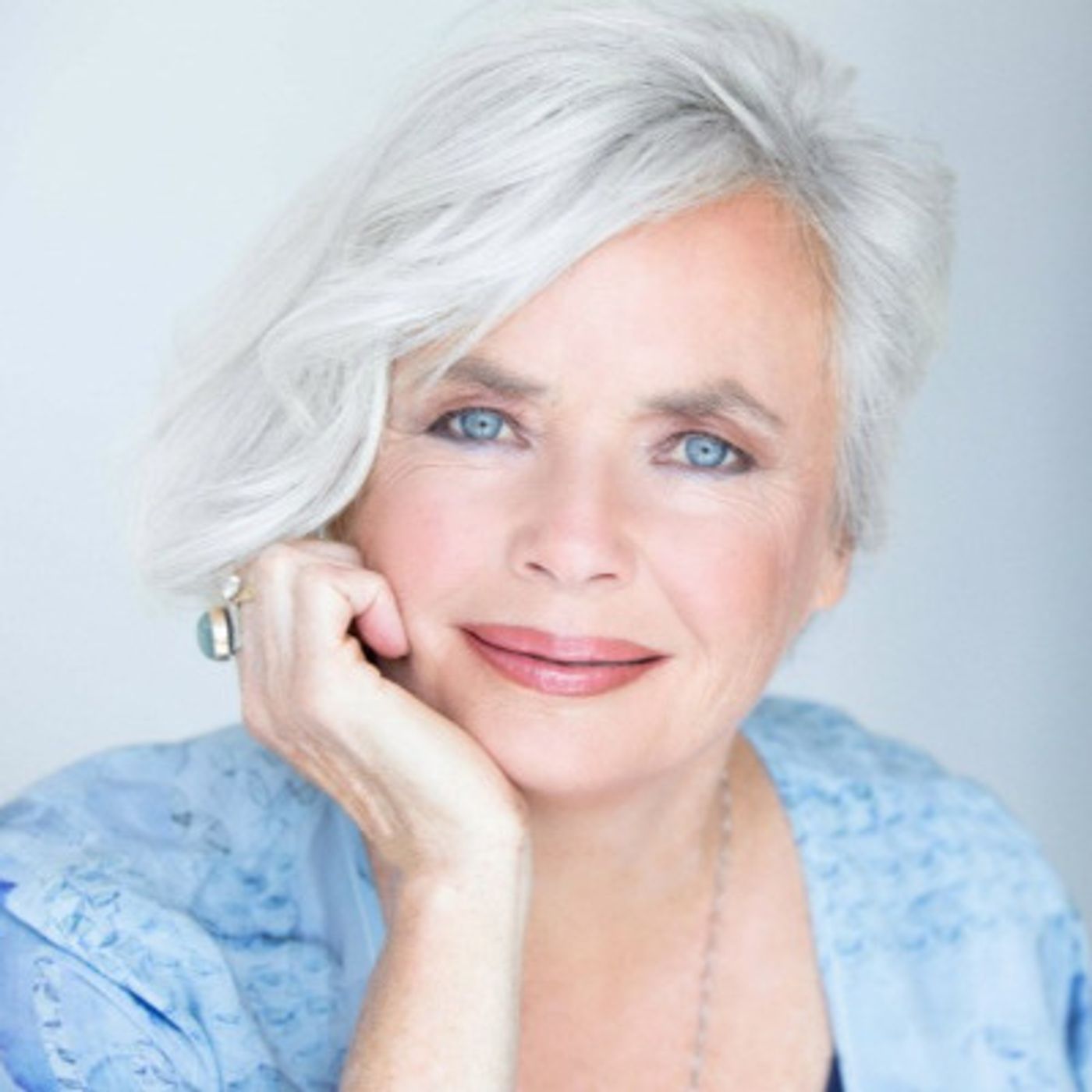 ELIZABETH PATRIC: The Benefits of Life Force Energy and Emotional Accord episode artwork