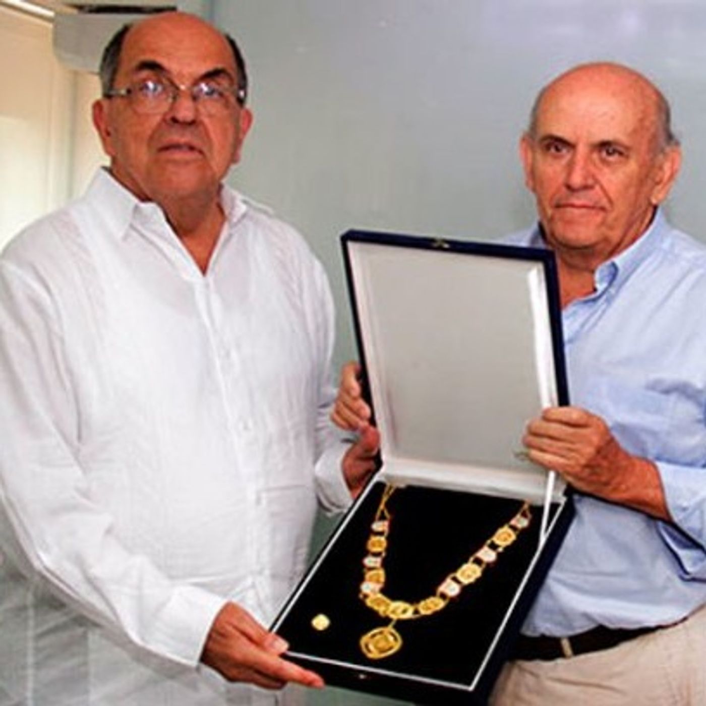 MAURICIO MEJÍA LÓPEZ