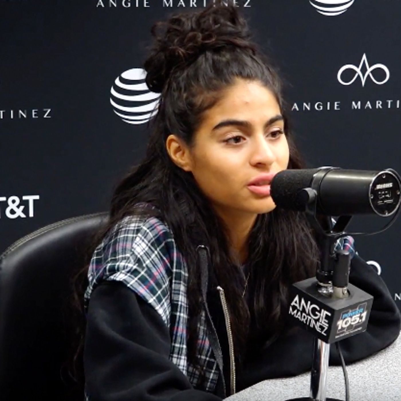 Jessie Reyez Performs Live   Talks Working w- Romeo Santos & Wanting To Leave A Legacy - podcast episode cover