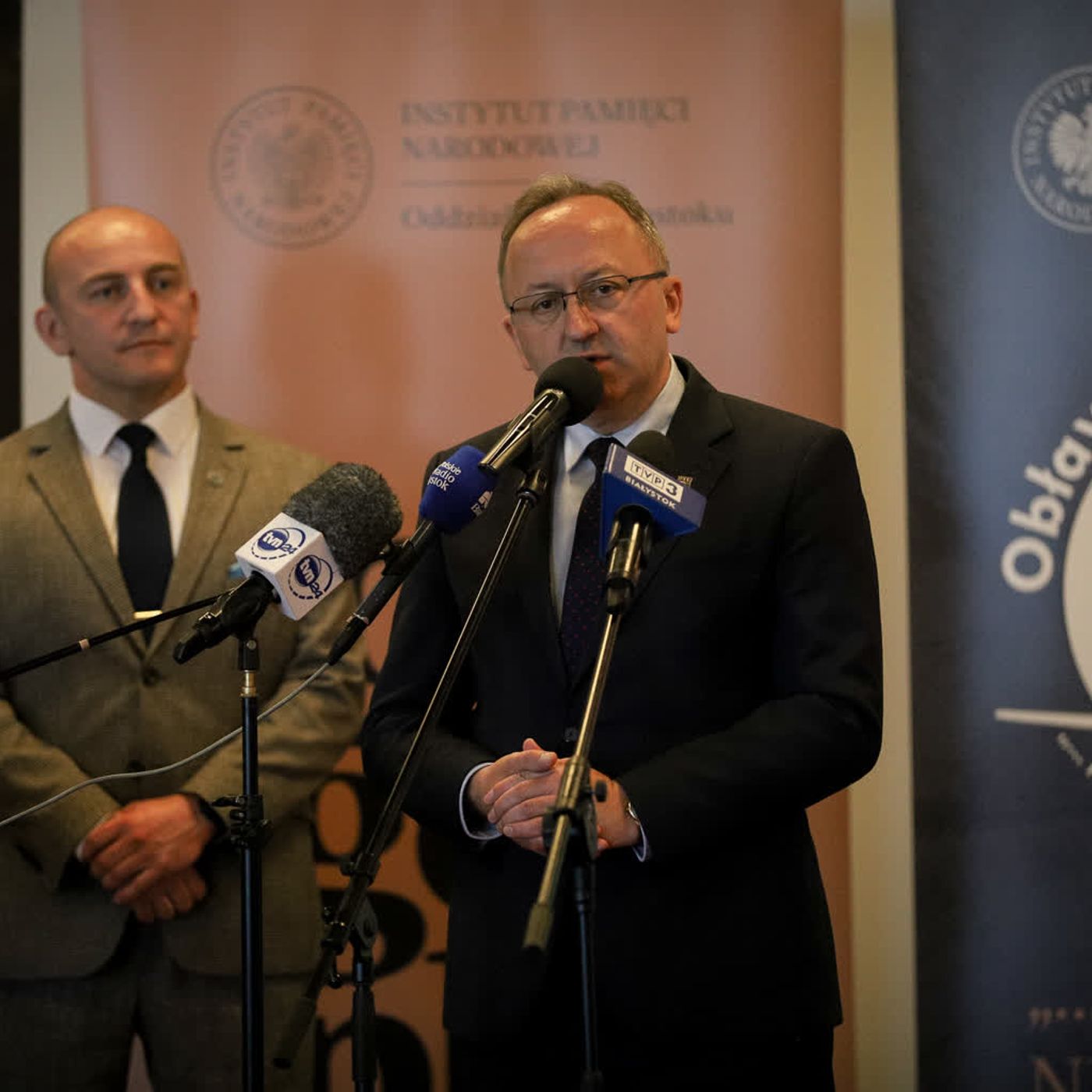 Historie pisane na nowo - Radio Zachód