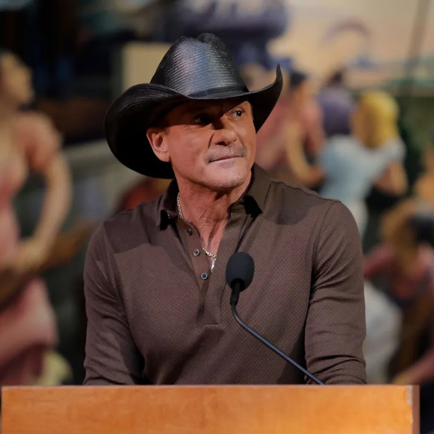 Why was Tim McGraw 'sobbing' in the street episode artwork