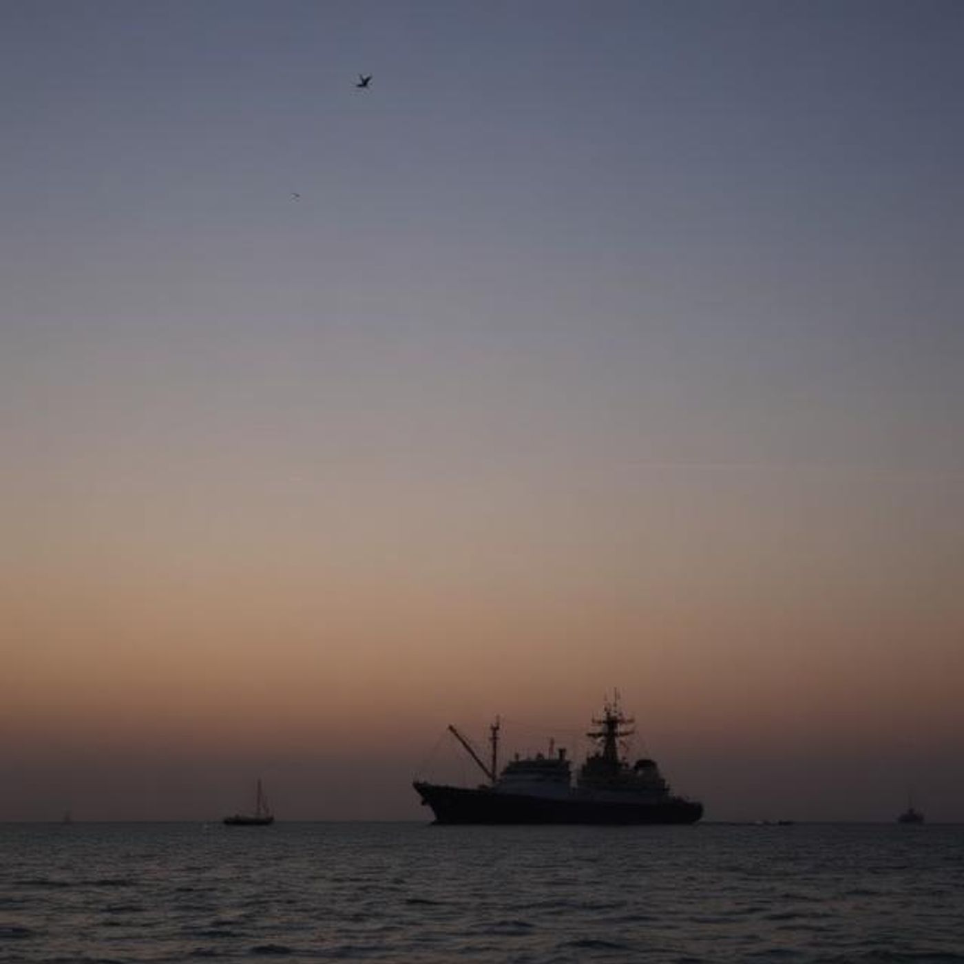 Iran Guards Declare Strait of Hormuz Shut Until Further Notice episode artwork