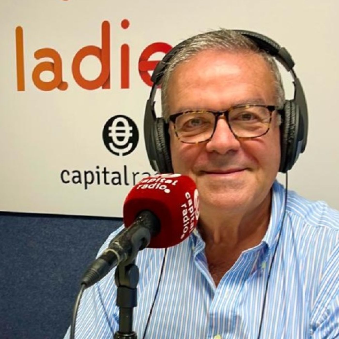 La Diez Capital Radio