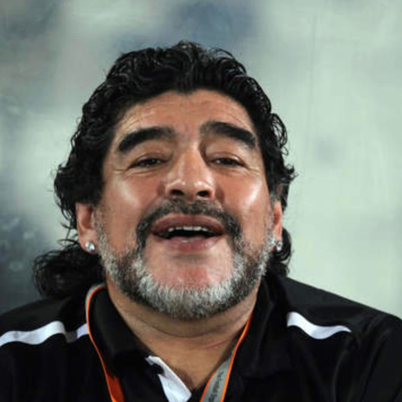 Maradona, la rivelazione in aula: «Soffriva di disturbo bipolare» episode artwork