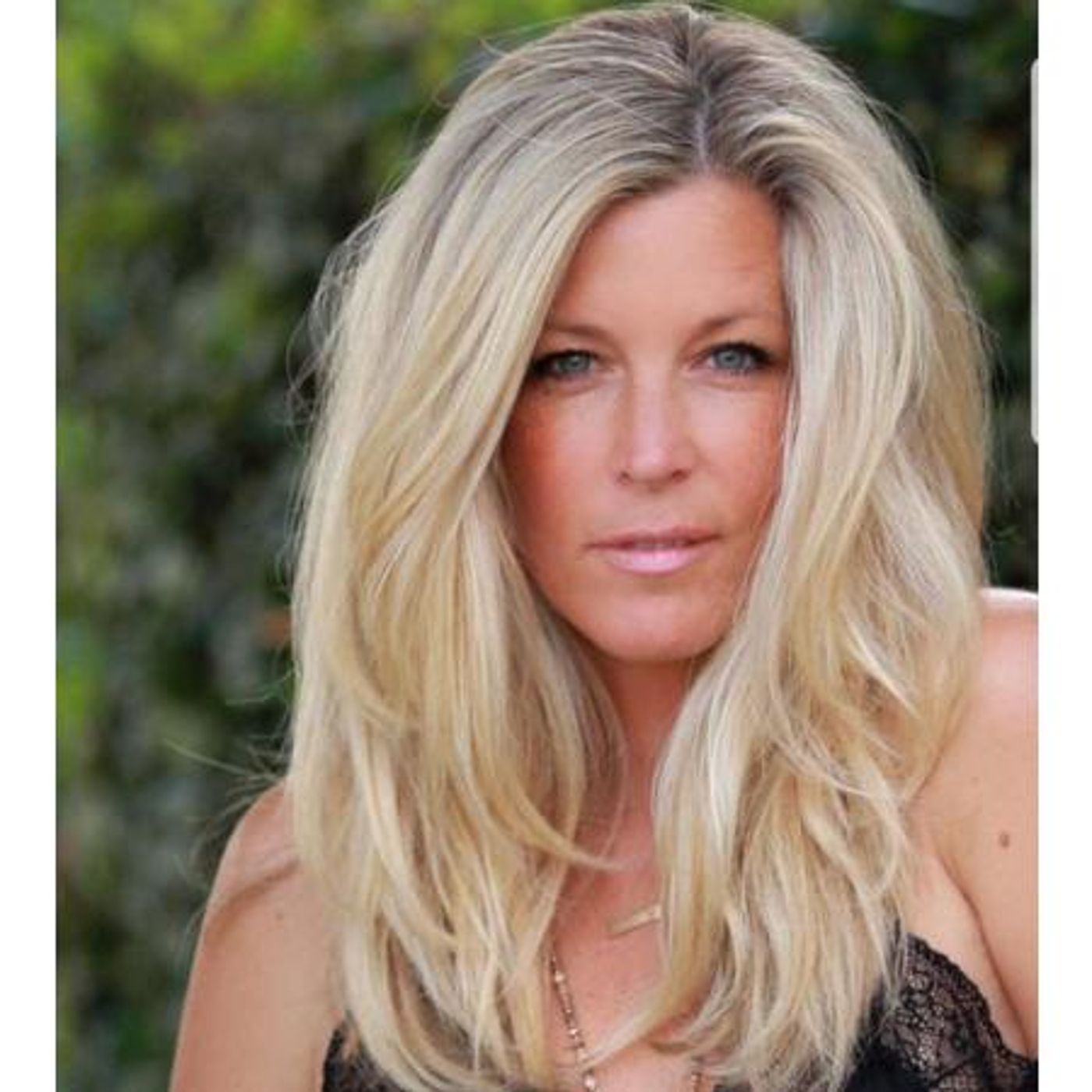 EP 81 - SOAPS IN REVIEW SPECIAL GUEST ACTRESS LAURA WRIGHT & THEN SOAP RECAPS episode artwork