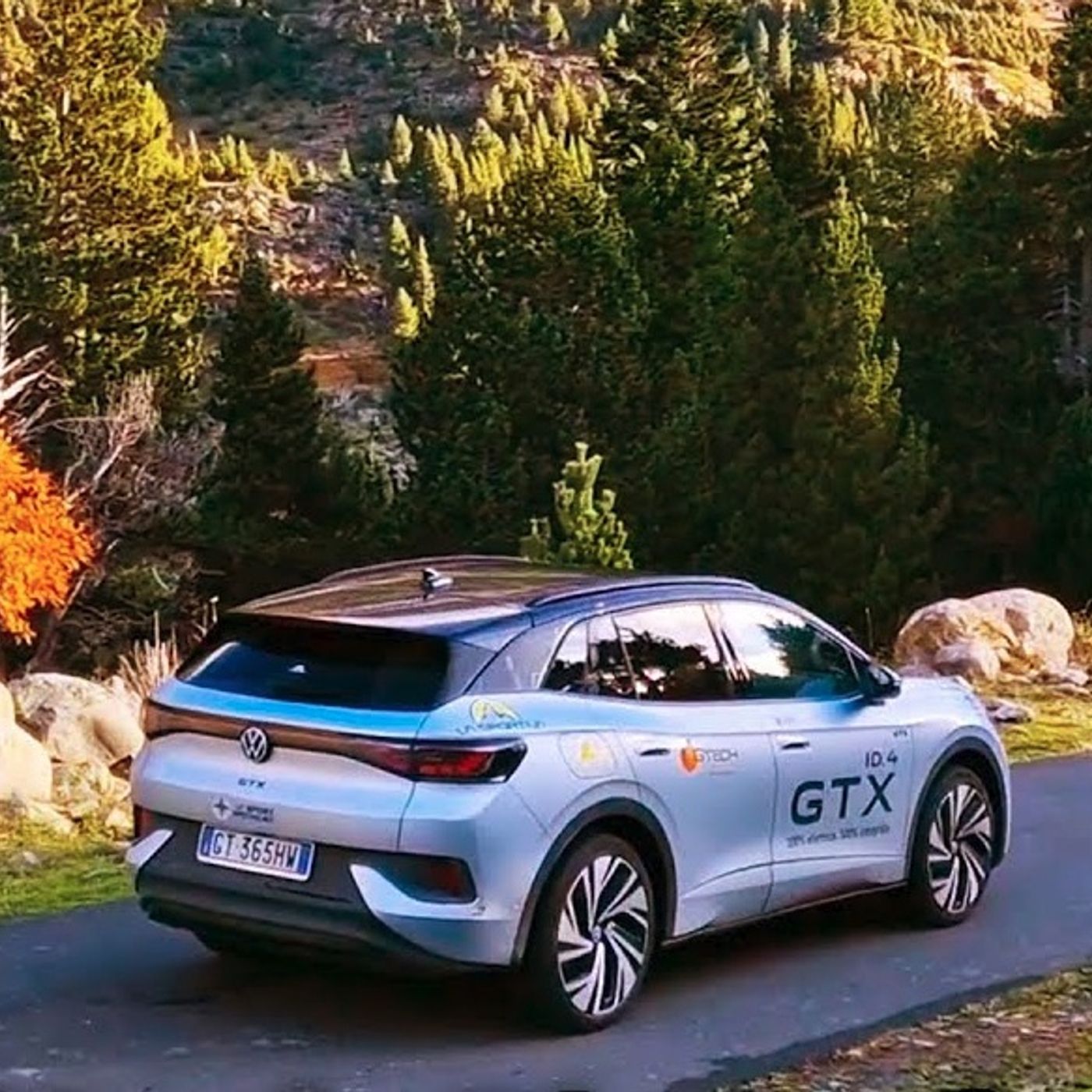 NEW VOLKSWAGEN ID.4 GTX 2025 - IN ELETTRICO ATTRAVERSO I PIRENEI episode artwork