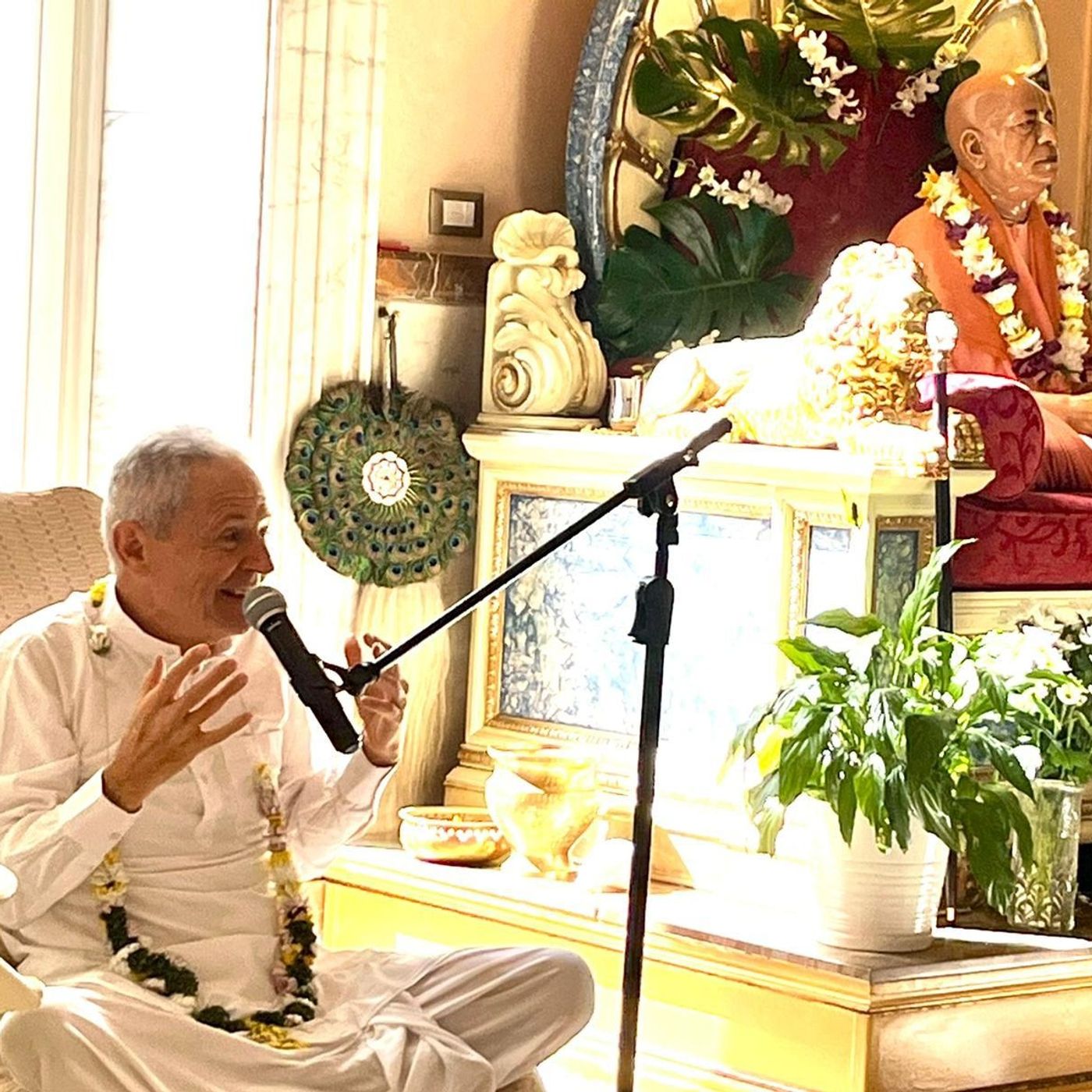 Lezione di Shriman Matsya Avatar Prabhu a Villa Vrindavana nel giorno di Shri Radhasthami episode artwork