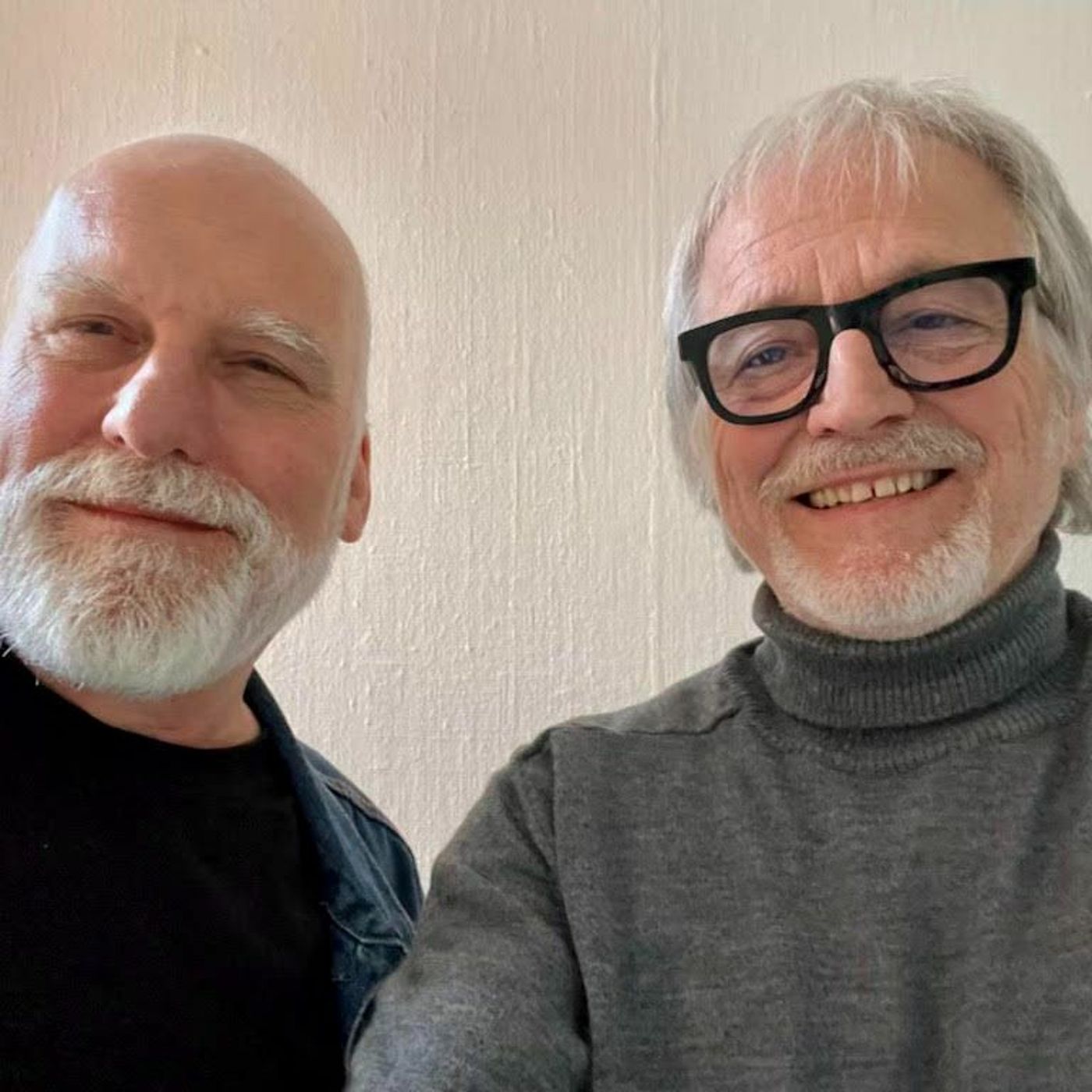 Fra Kliché til koncertstop: Et besøg i Lars H.U.G.s maskinrum – og en ny sang