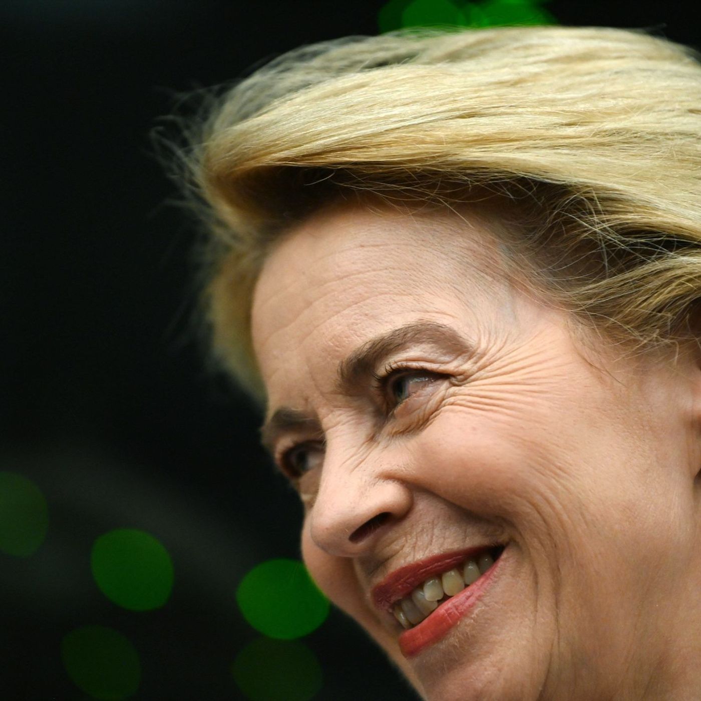 Federico a las 8: Trump retrata la ingenuidad de Von der Leyen