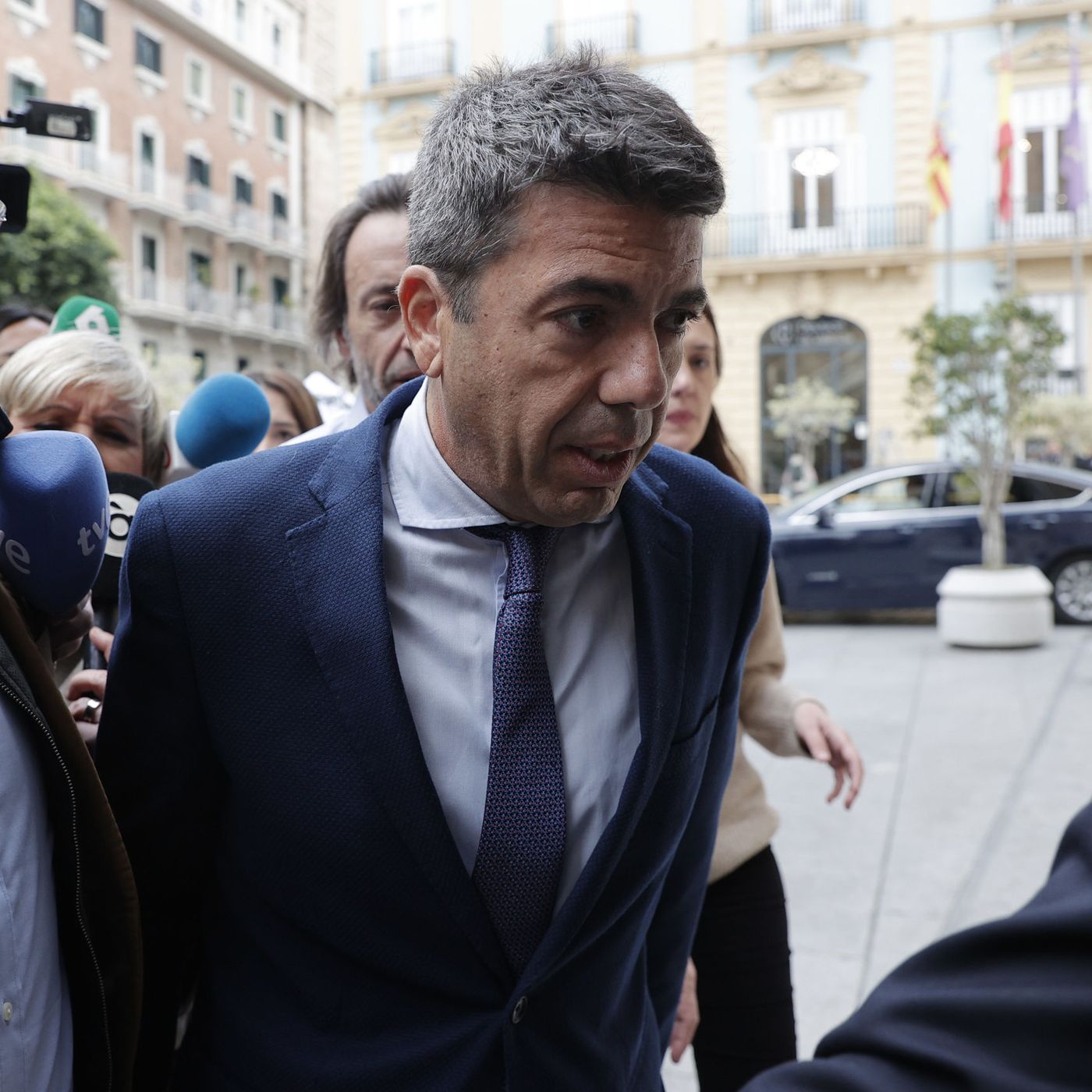 Tertulia de Federico: El PPE deja a Mazón sólo en Valencia