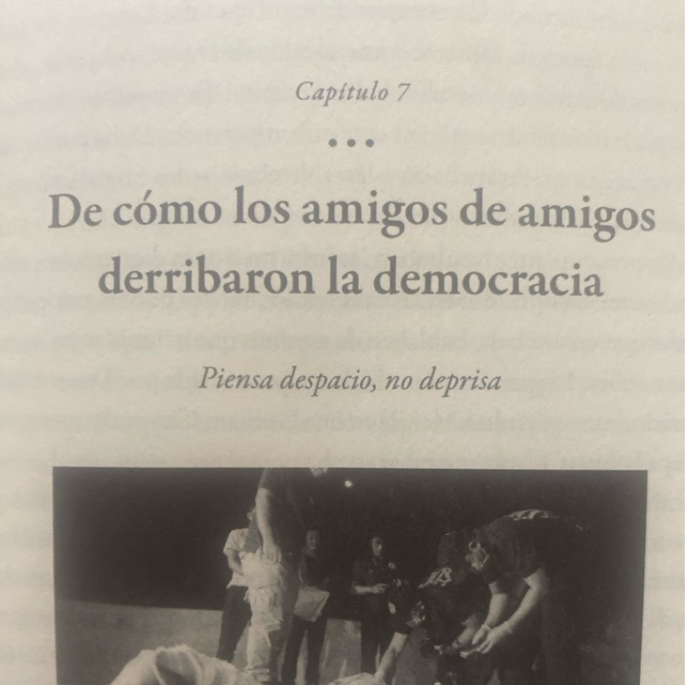 Portada de Como Luchar Contra Un Dictador