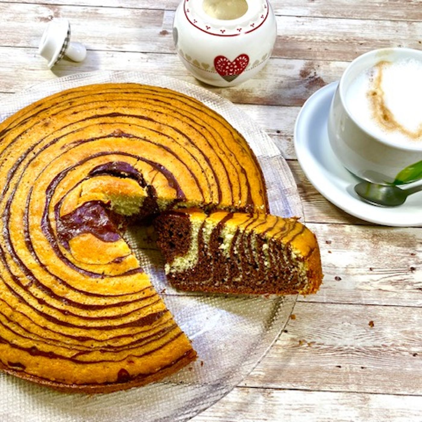 "Torta Zebrata al Cacao Senza Burro: Leggera e Gustosa!" episode artwork