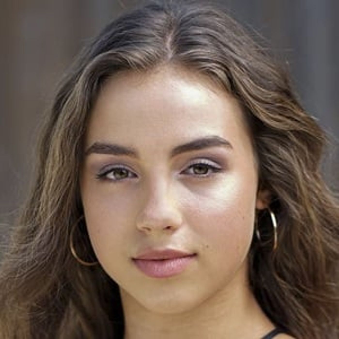 Enola Bedard, Digital Content Creator with 16 Million Followers & 1.2 Billion Views, Singer/Songwriter, Choreographer Flash Segment