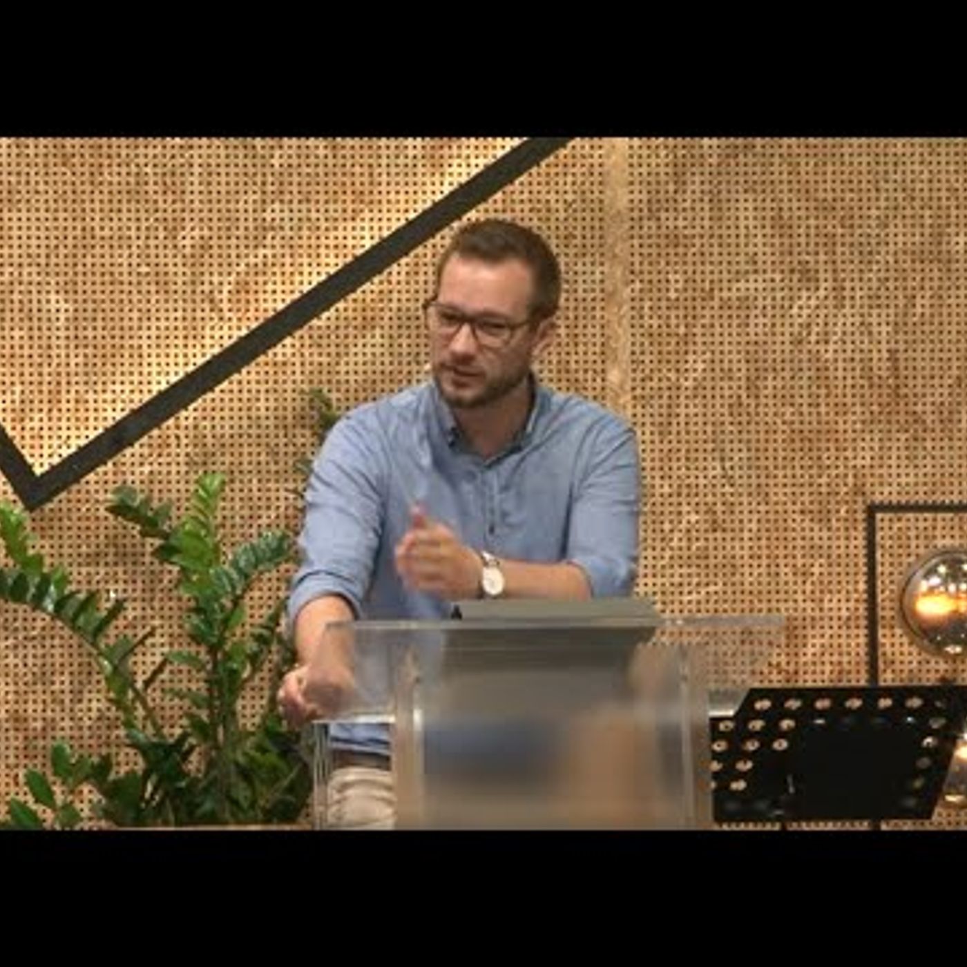 Eglise de Châbles Croix - Et si on parlait. d'argent