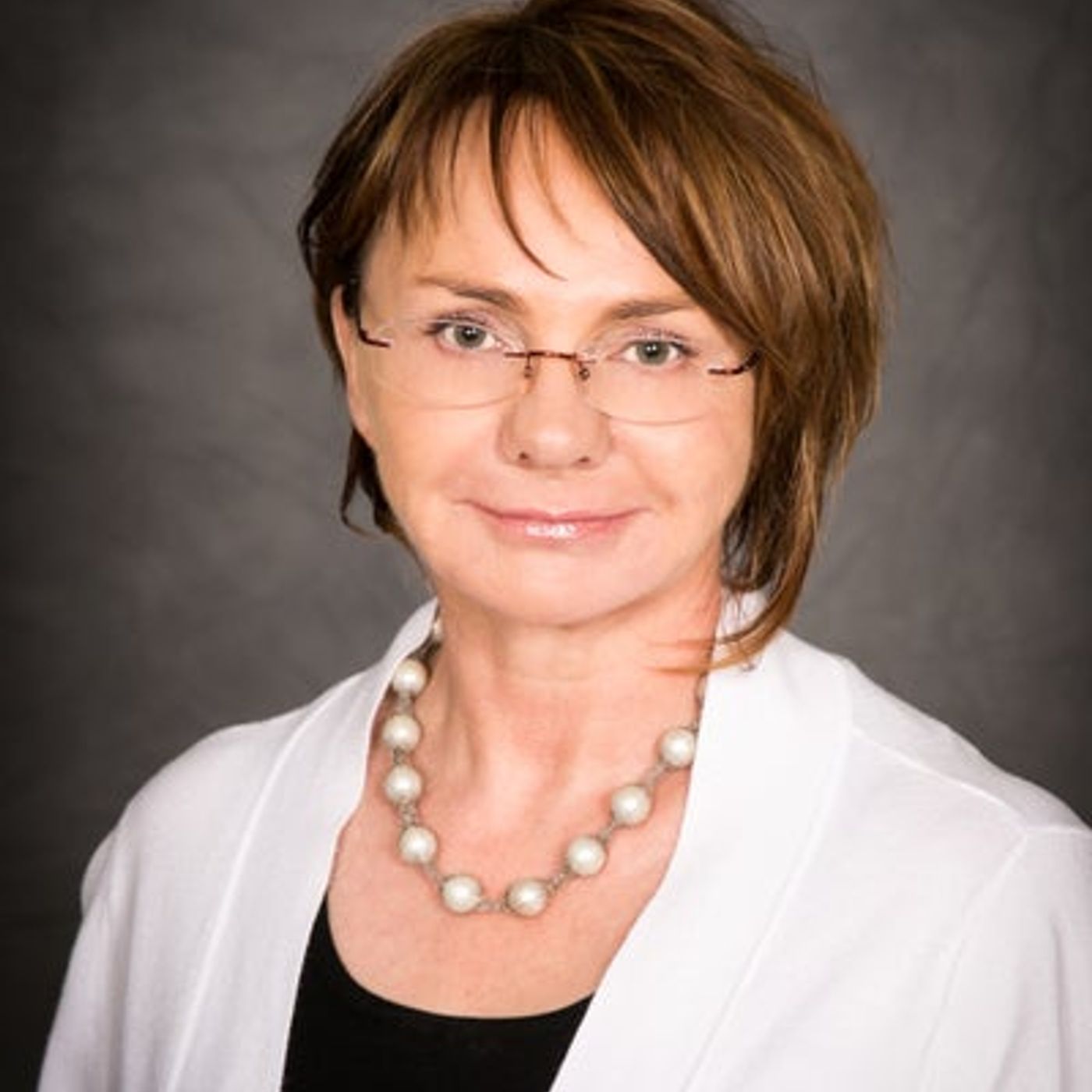 Founder/CEO of Visage Laser and Skin Care  Dr. Katarzyna Tesmer is my very special guest! episode artwork